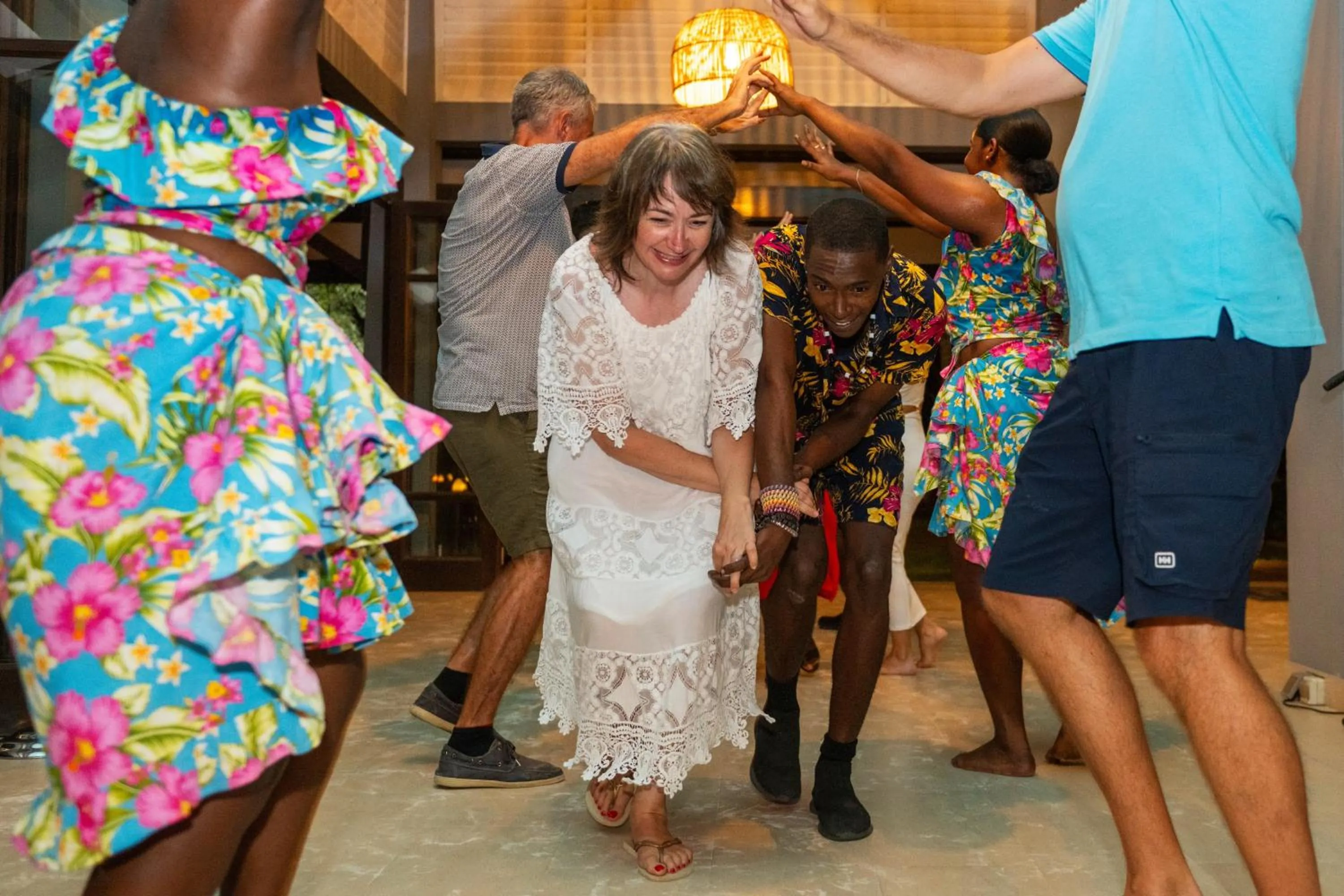 Evening entertainment in Hotel L'Archipel