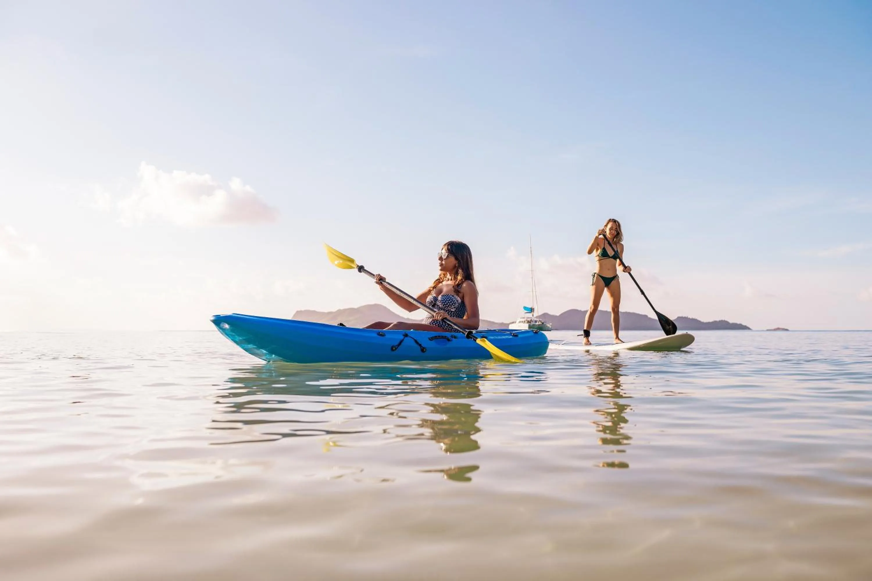 Canoeing in Hotel L'Archipel