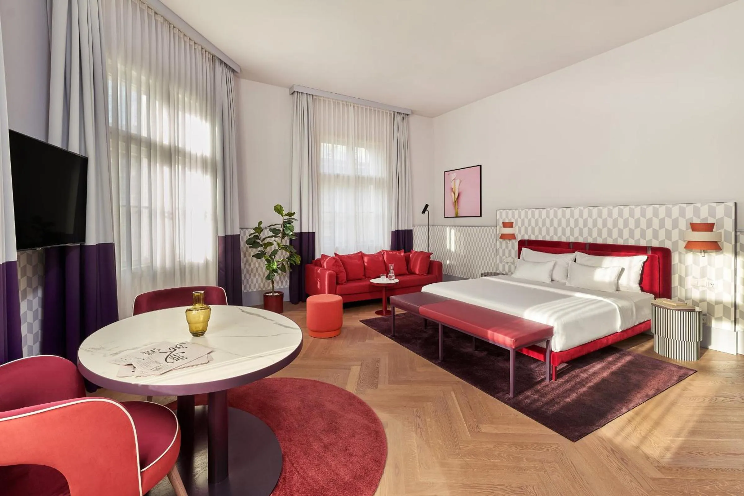 Bed in Falkensteiner Boutique Hotel Prague