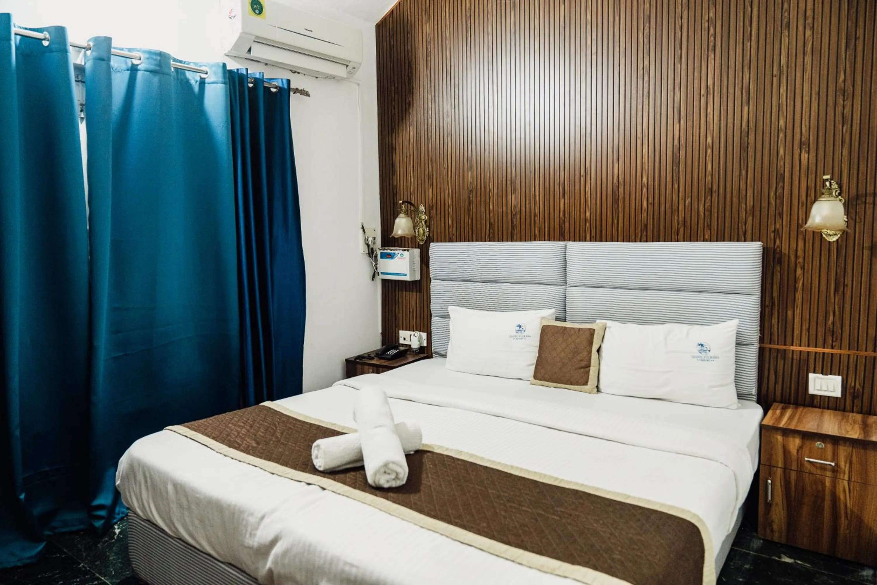 Bed in Grande Ave Maria Resort