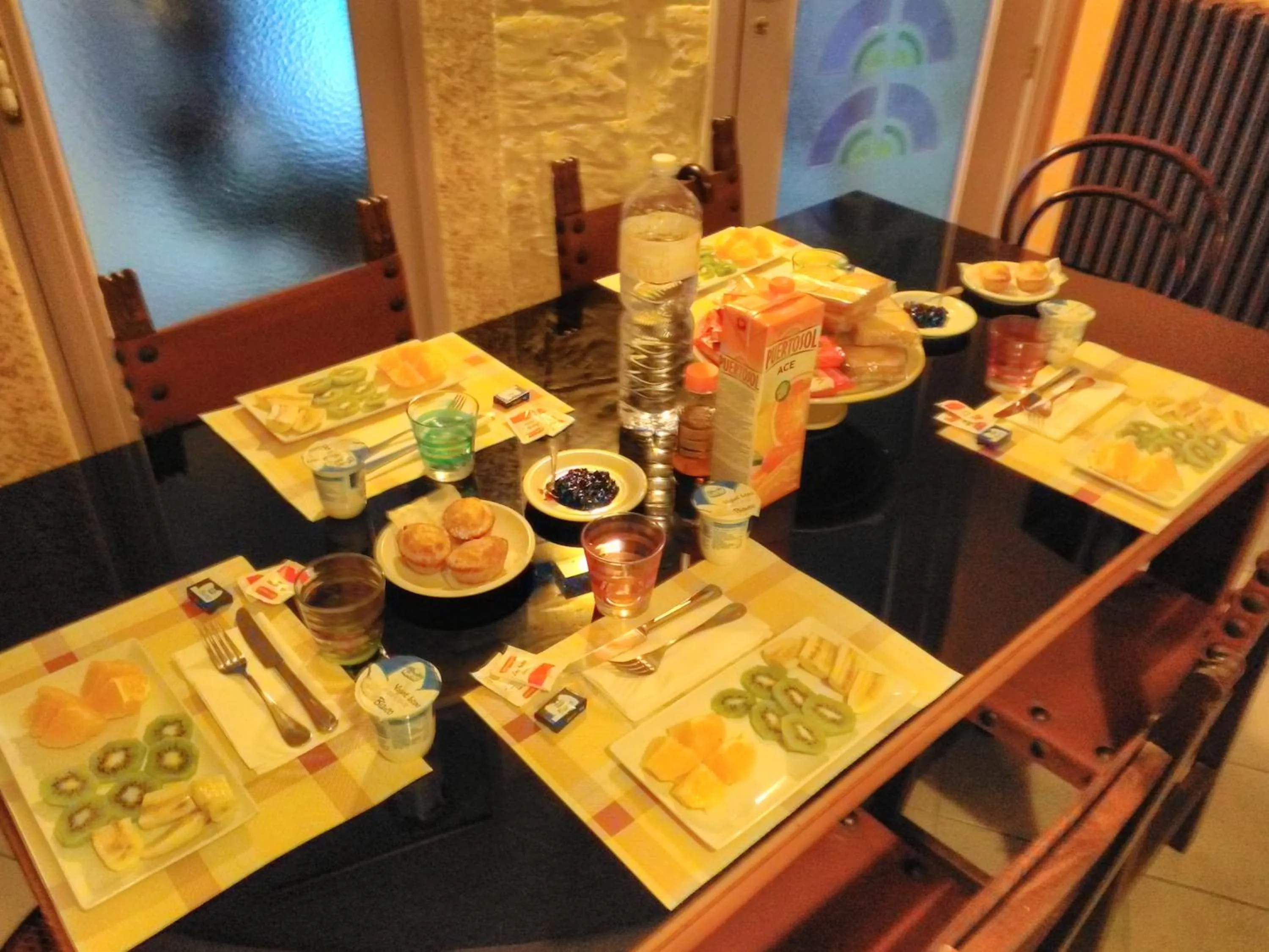 Communal lounge/ TV room in B&B Malennio