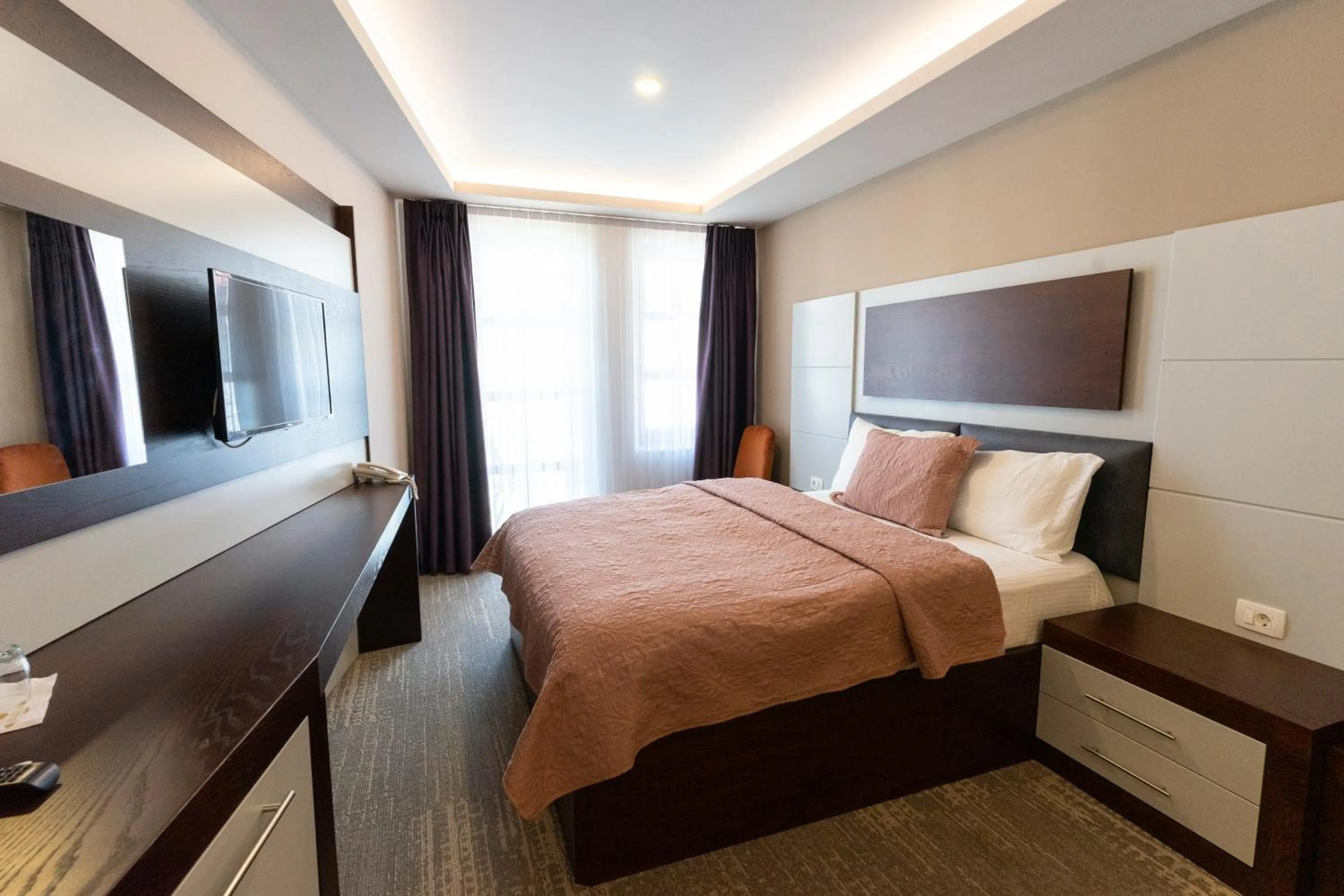 Bed in Hotel Prizreni