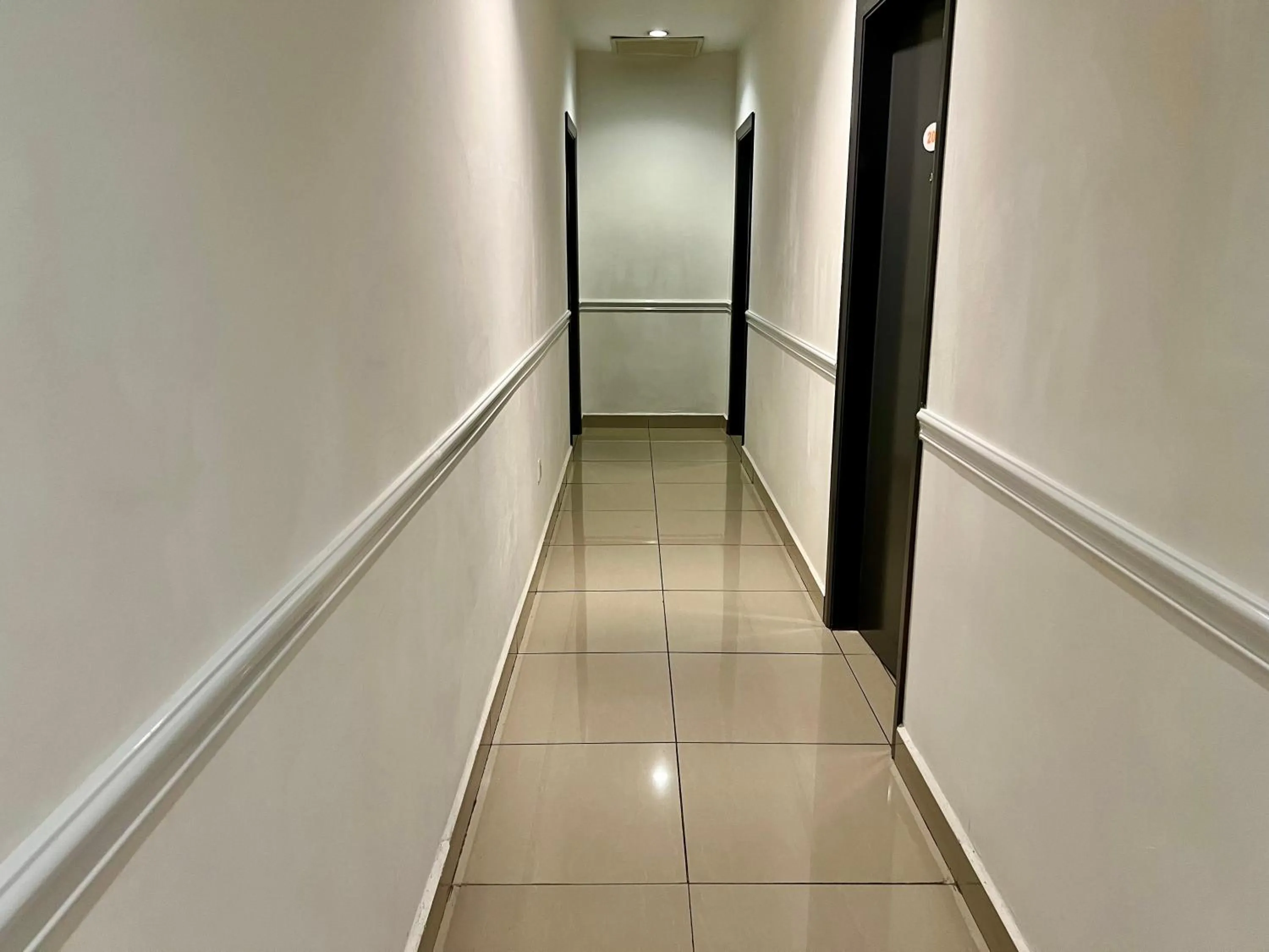 1 Hotel Taman Connaught