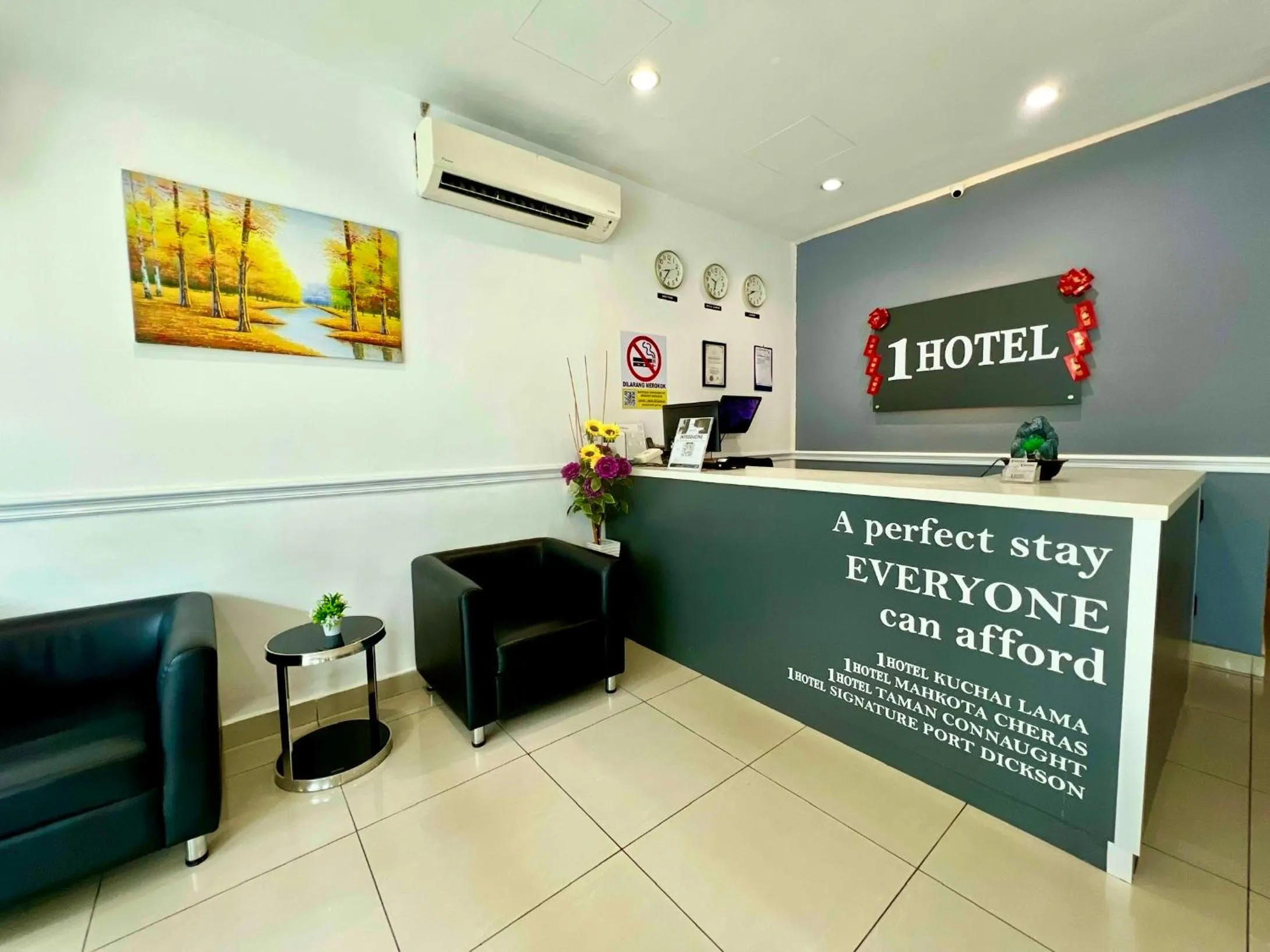 1 Hotel Taman Connaught