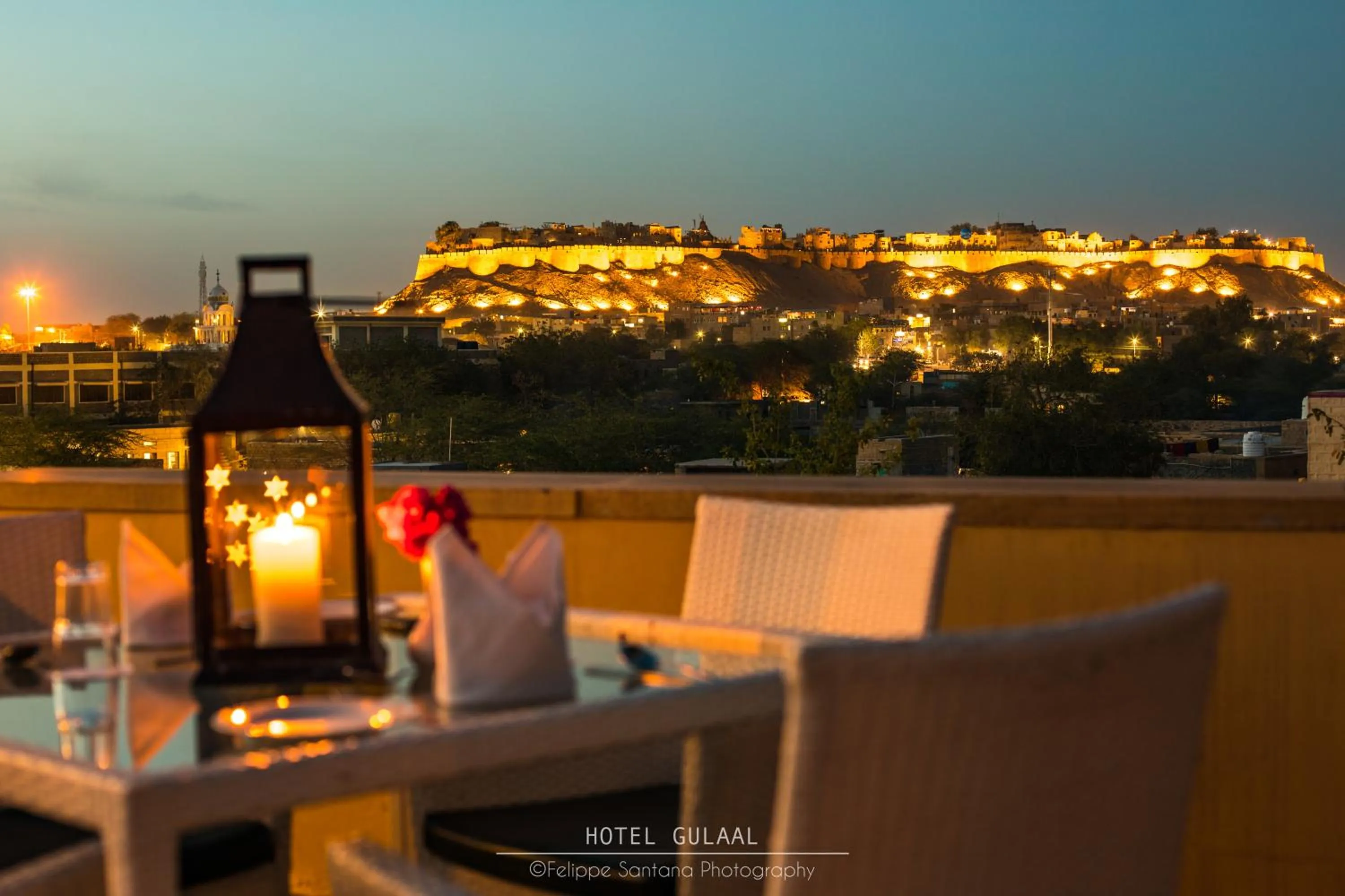 Alcoholic drinks in The Gulaal