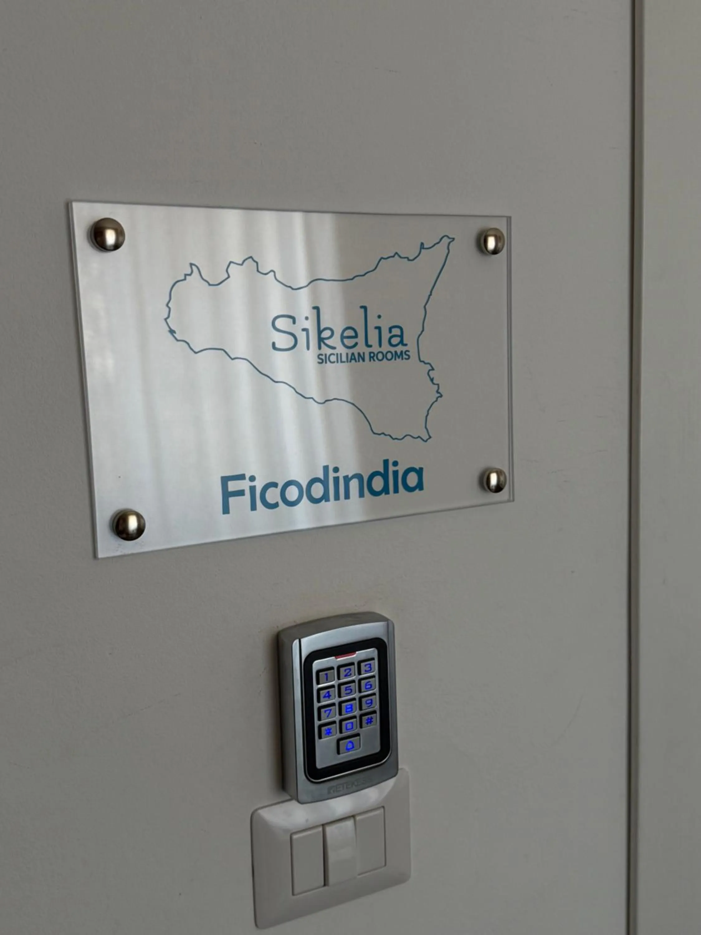 Property logo or sign in Sikelia-sicilian rooms