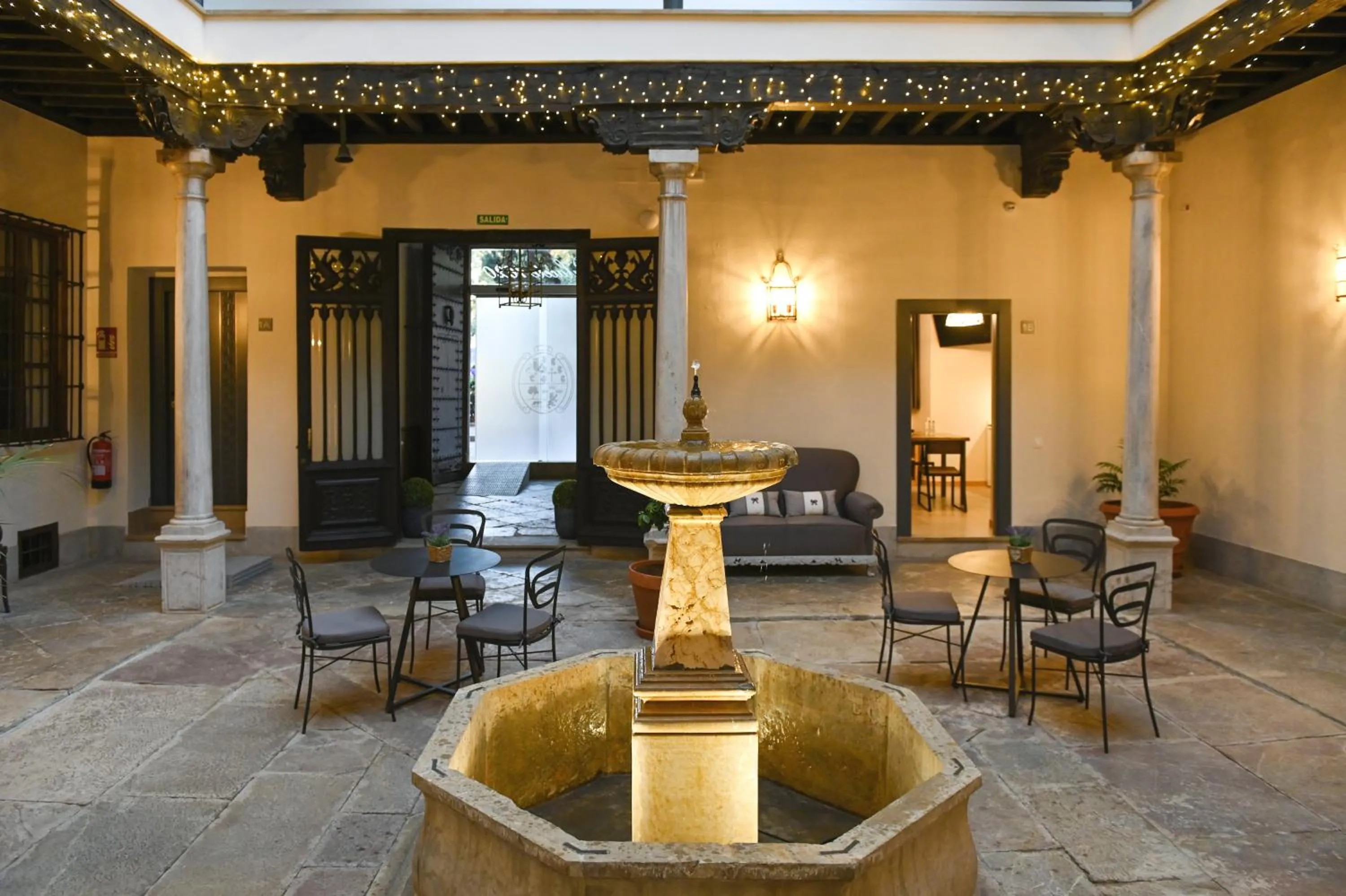Inner courtyard view in Palacete 1620, Premium Suites, Only adults