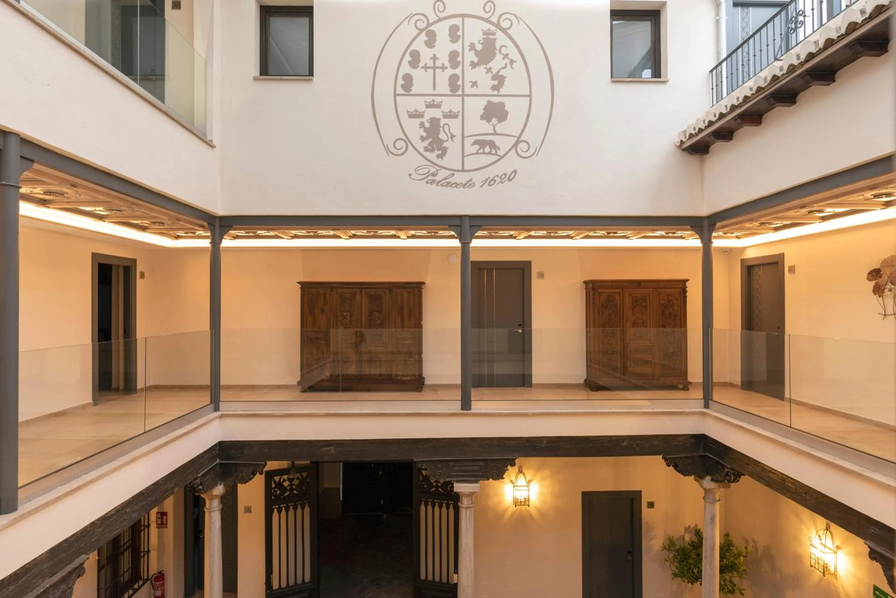 Property building in Palacete 1620, Premium Suites, Only adults