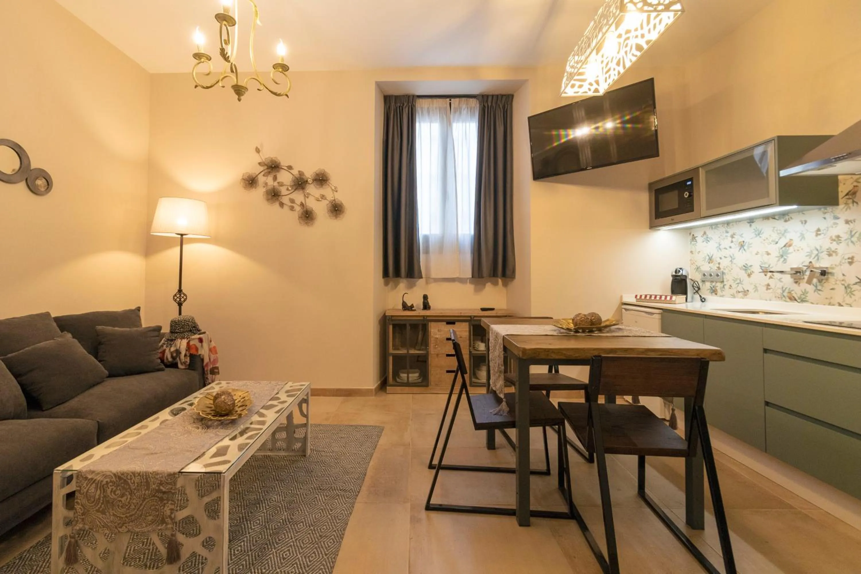 Dining area in Palacete 1620, Premium Suites, Only adults