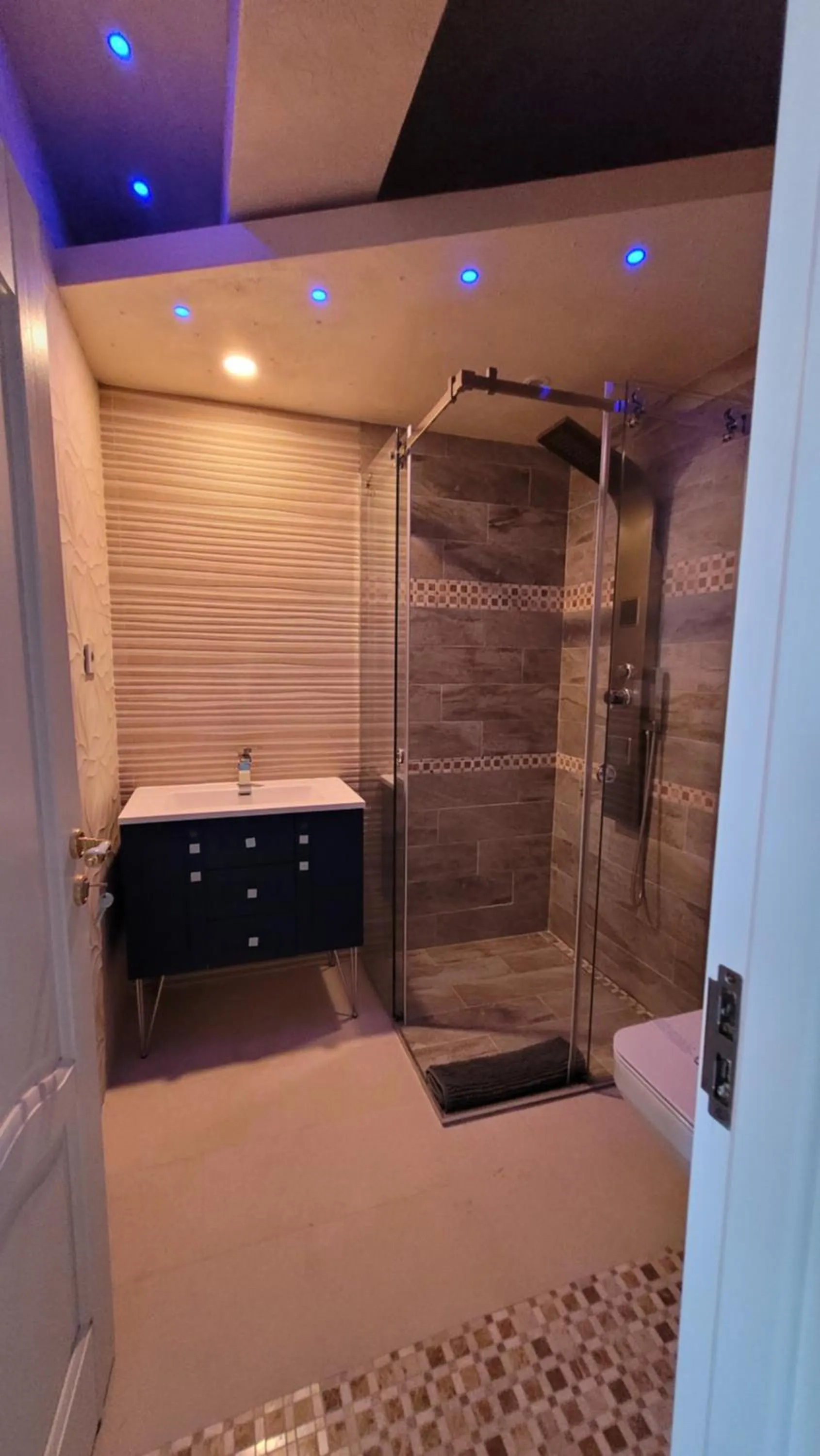 Shower in Terrace Suites Iasi