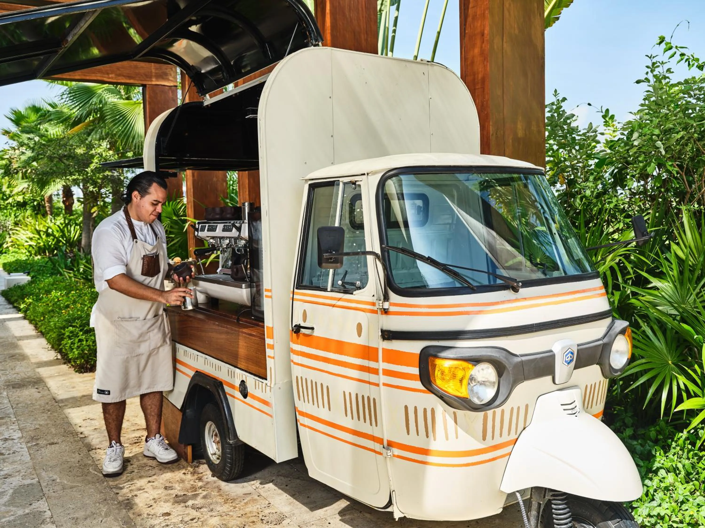Coffee/tea facilities in Etéreo, Auberge Collection