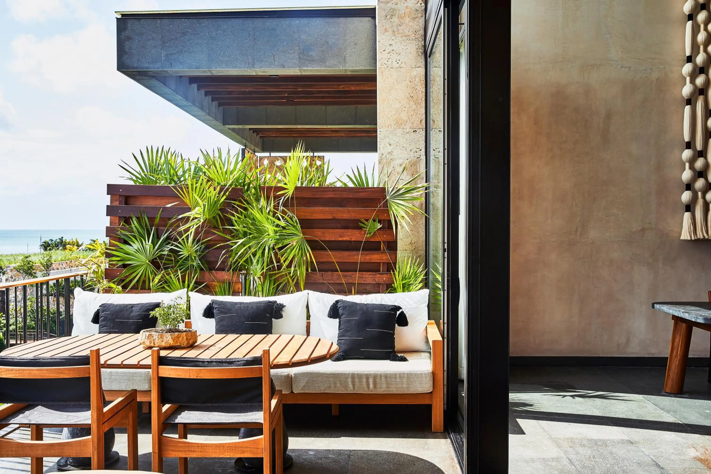 Balcony/Terrace in Etéreo, Auberge Collection