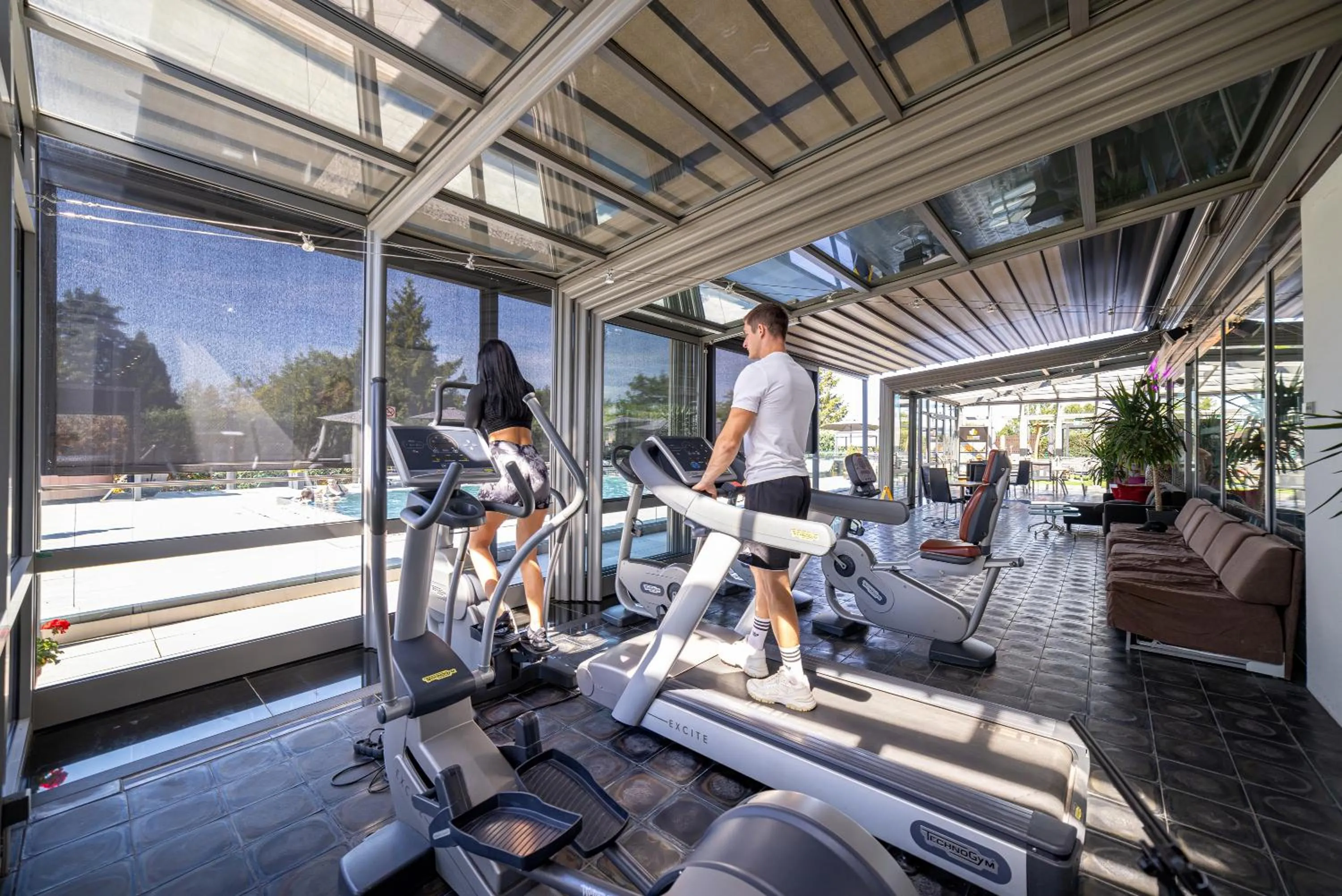 Activities in Hotel Aura Design & Garden Pool