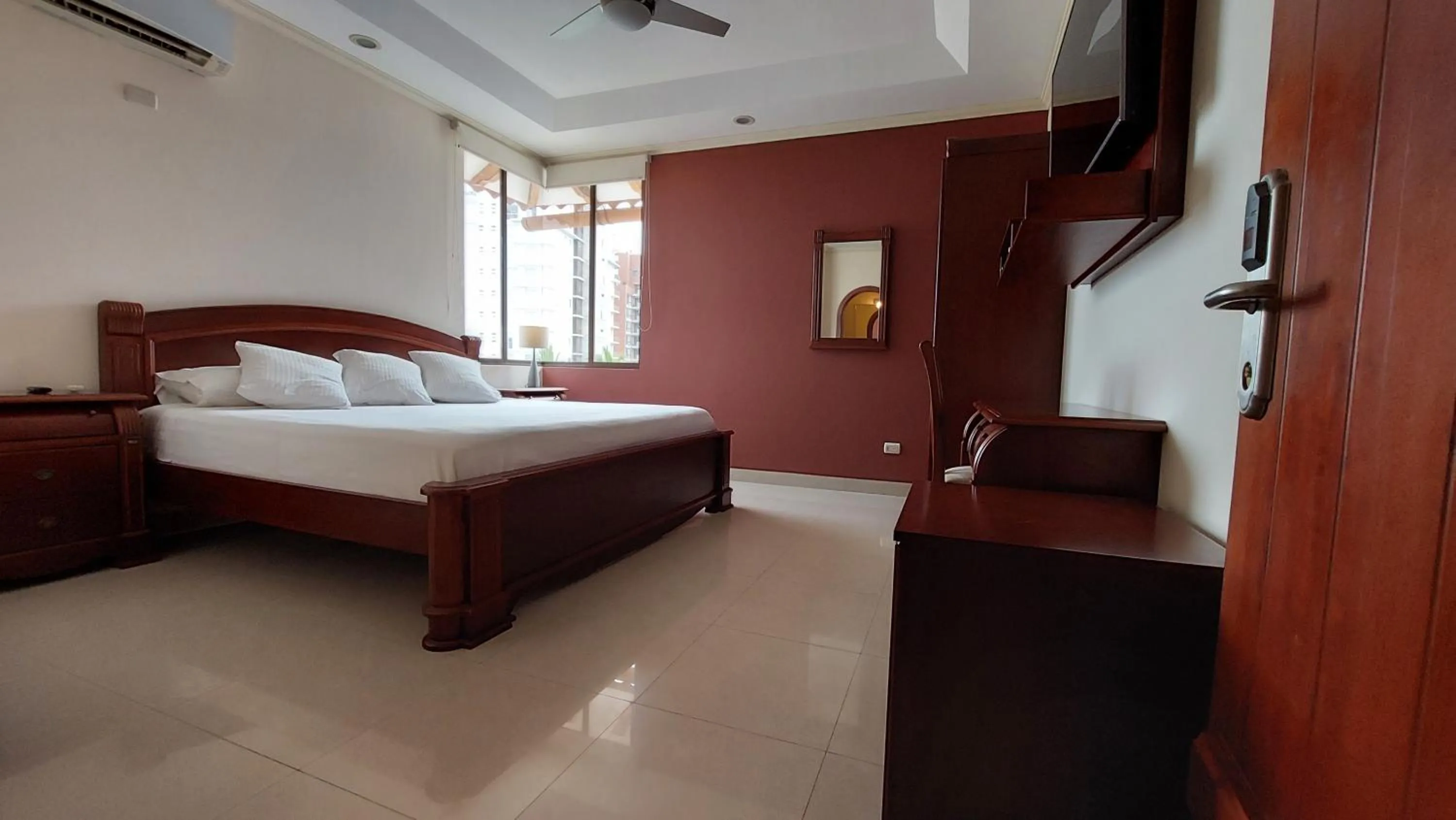 Bed in Hotel Voyager Manta