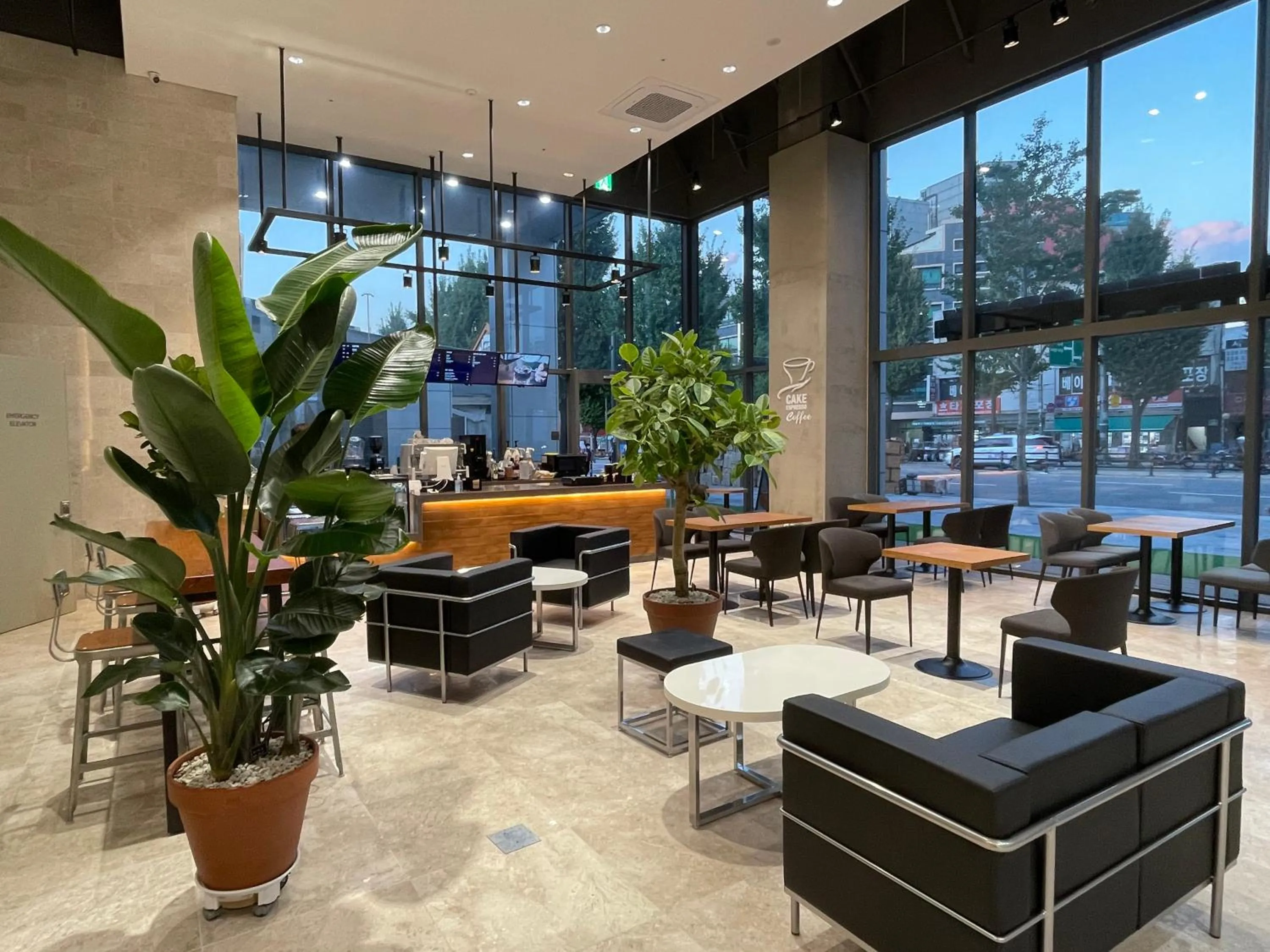 Lobby or reception in Hotel U5