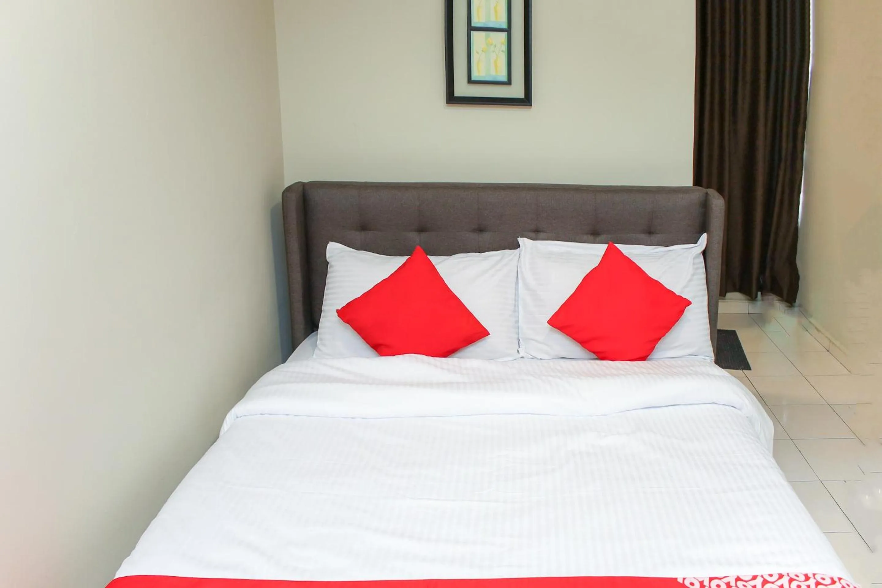 Bedroom in Hotel O Prima Saujana Budget Hotel