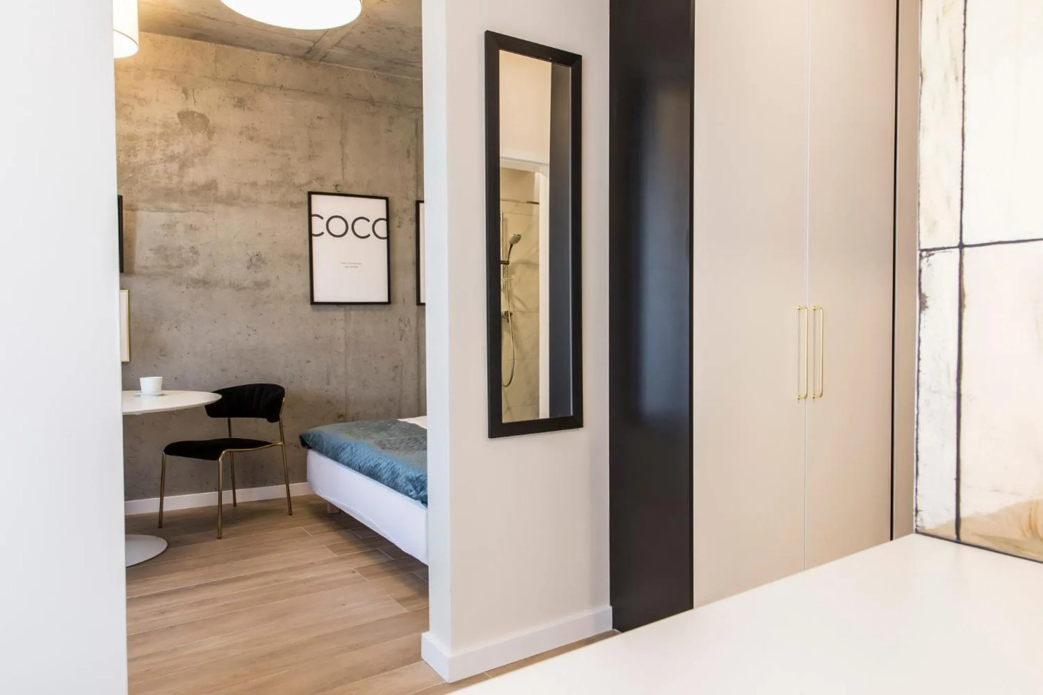 Photo of the whole room, Bed in Piedmont House