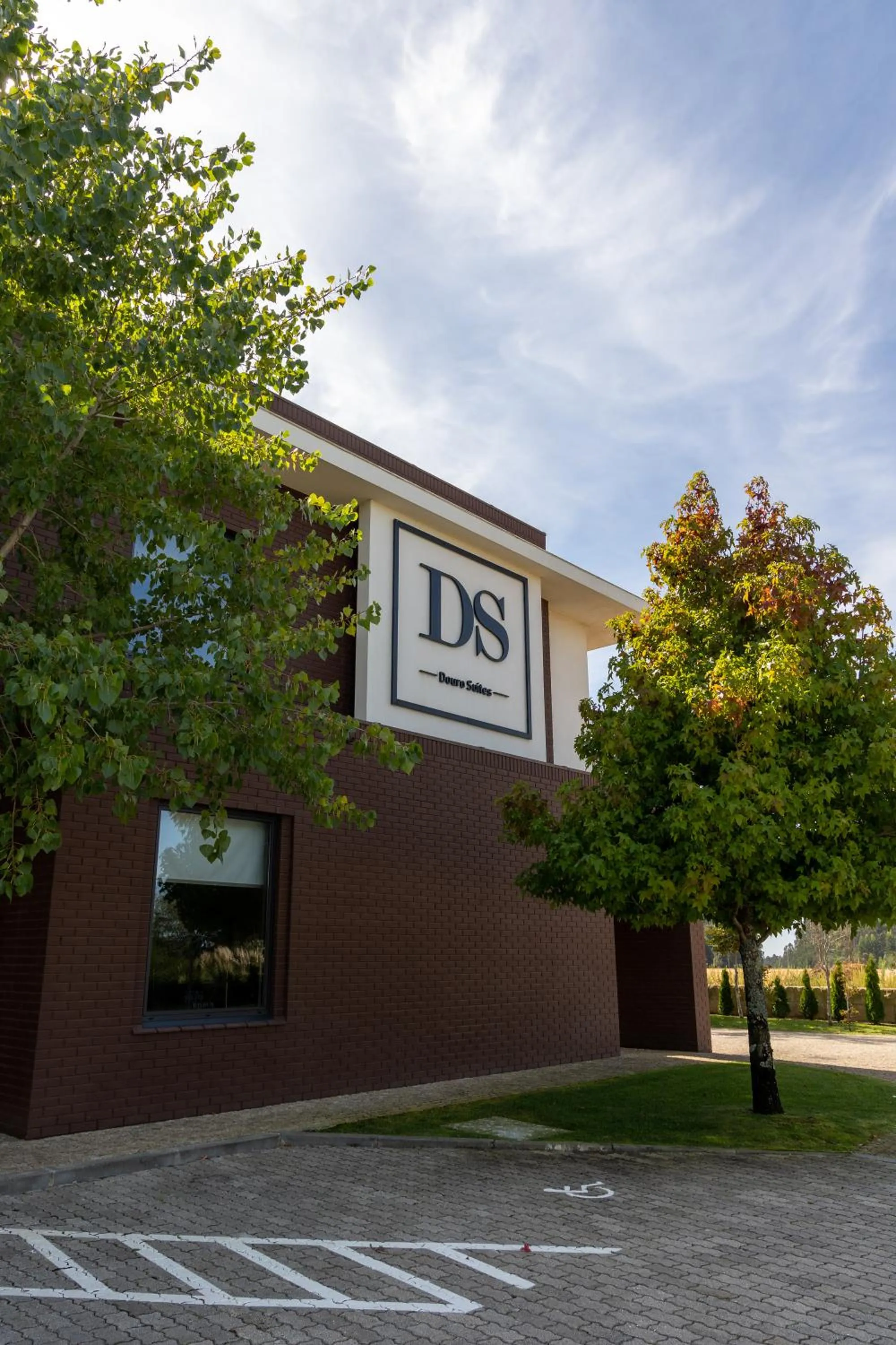 Parking in DS Hotel Lusopark