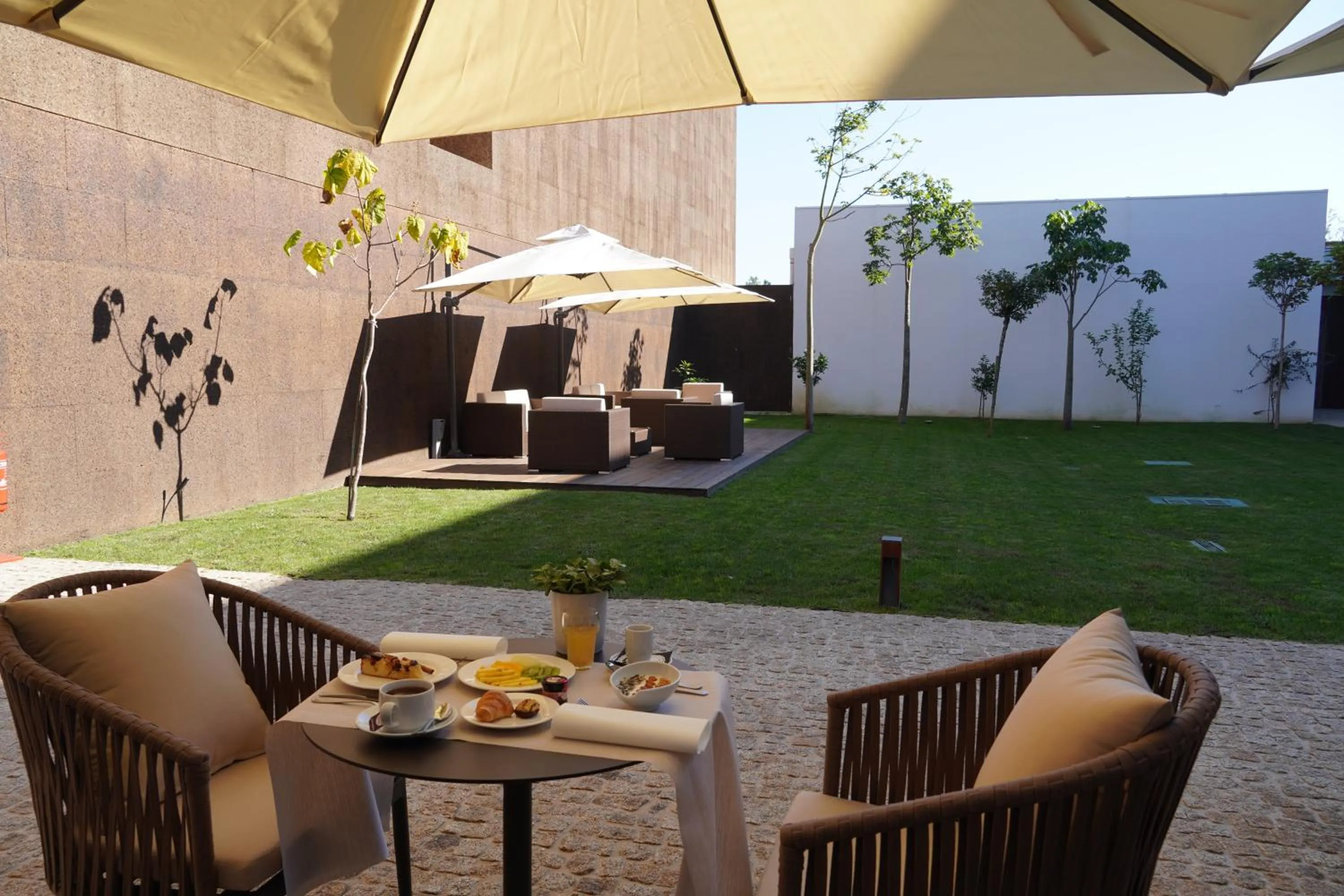 Patio in DS Hotel Lusopark