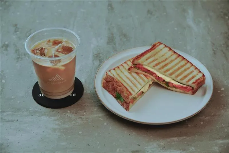 Restaurant/places to eat in fav ISE