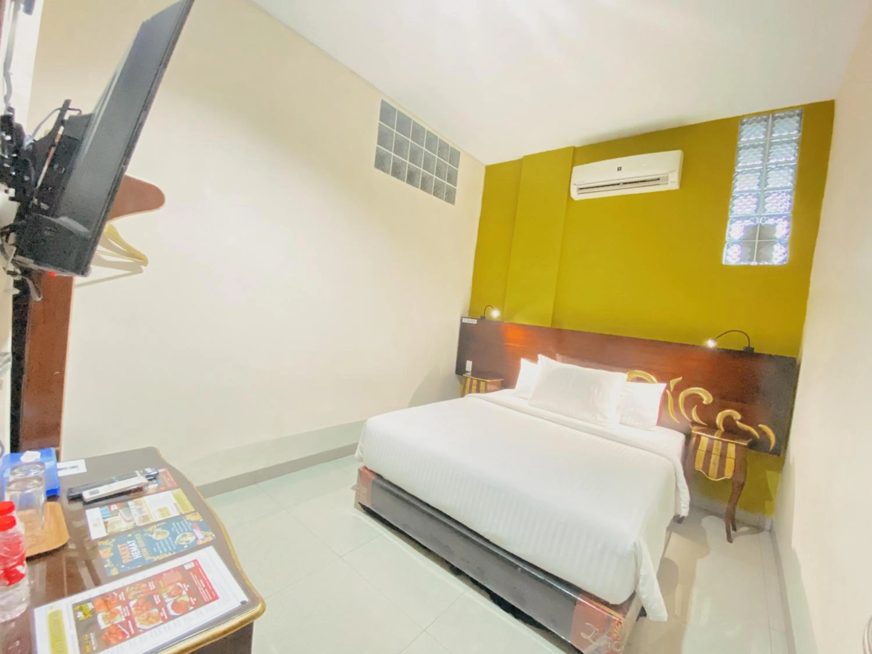 Bedroom, Bed in JIYO BOUTIQUE Hotel