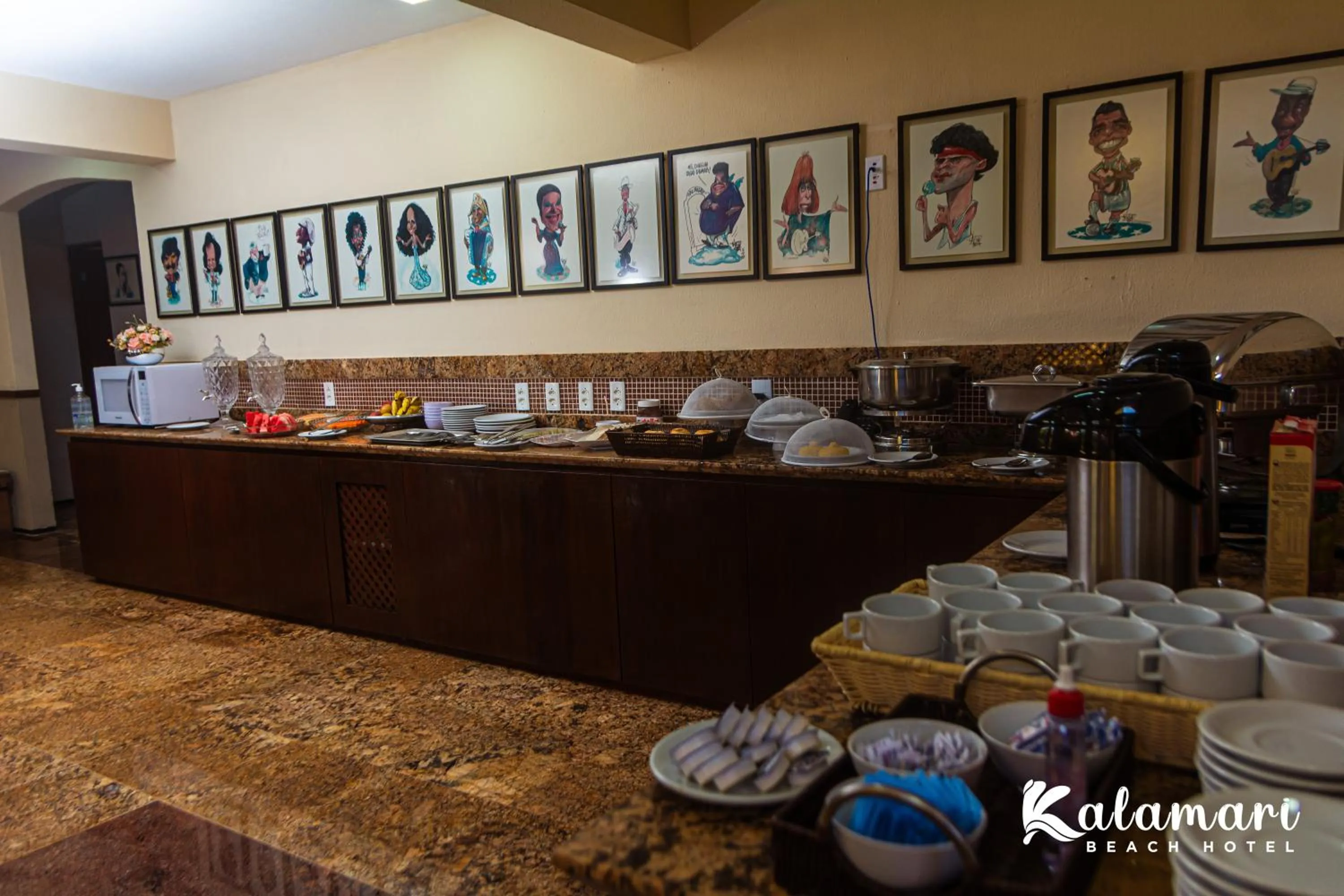 Kalamari Beach Hotel