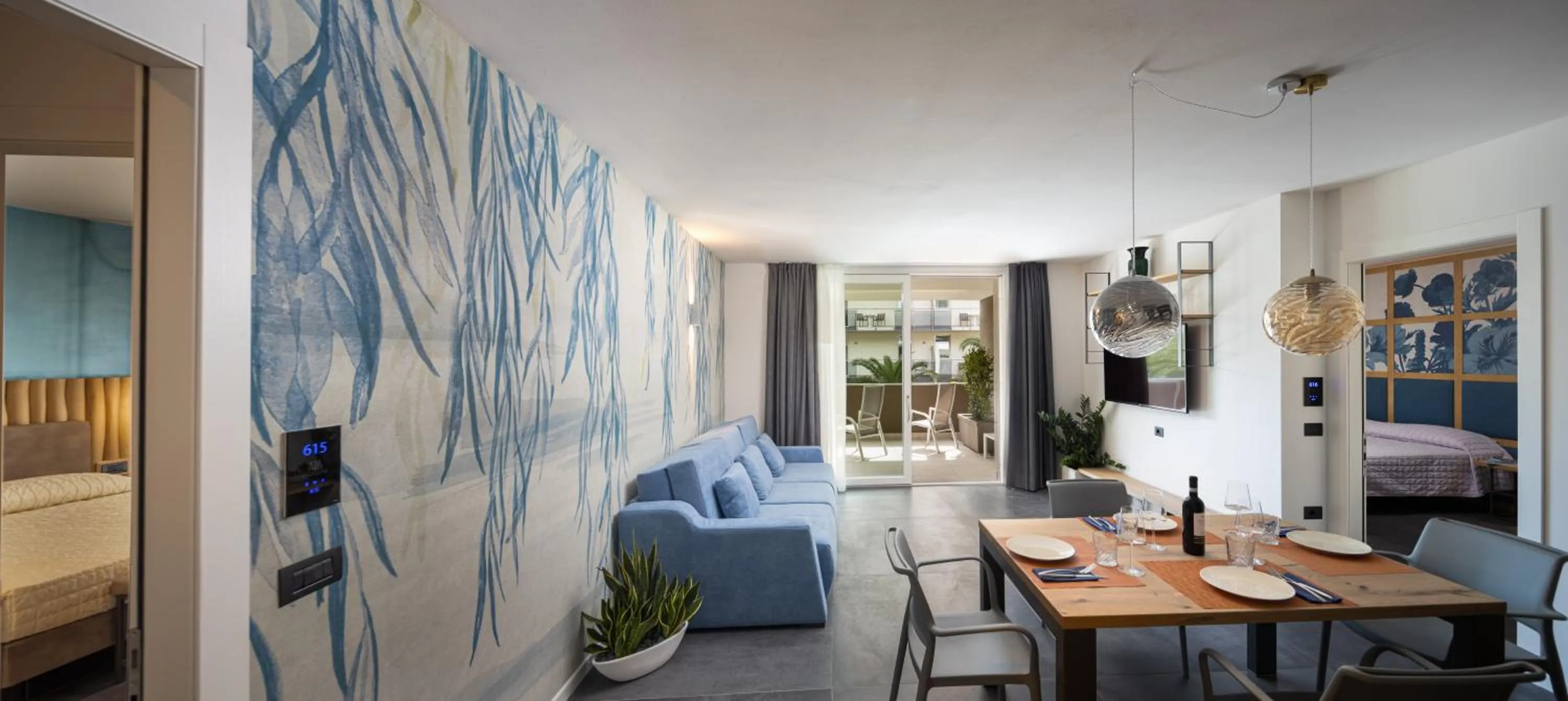 Living room, Bed in Aris Apartments & Sky Pool - Tonelli Hotels - Adult Friendly