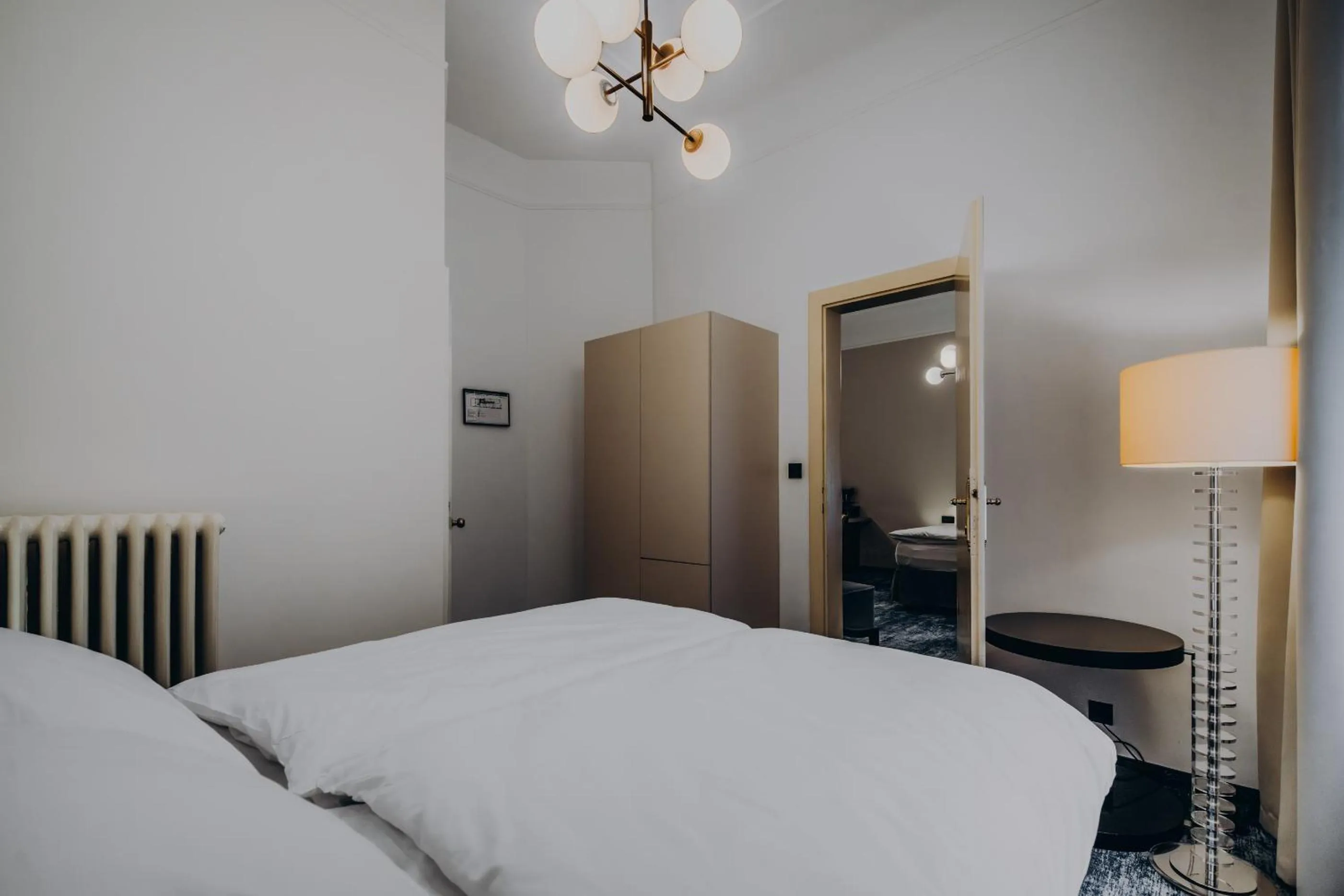 wardrobe, Bed in Esplanade Self Check-in Hotel