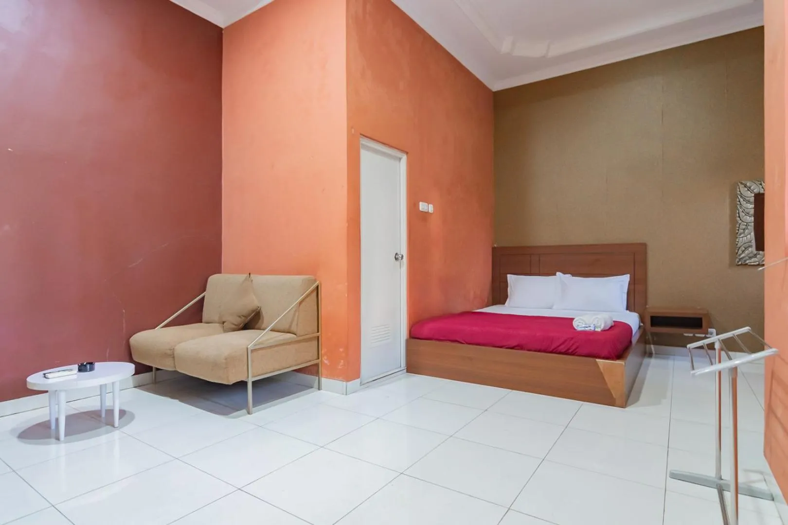 Bedroom, Bed in Hotel Markoni Pamanukan Mitra RedDoorz