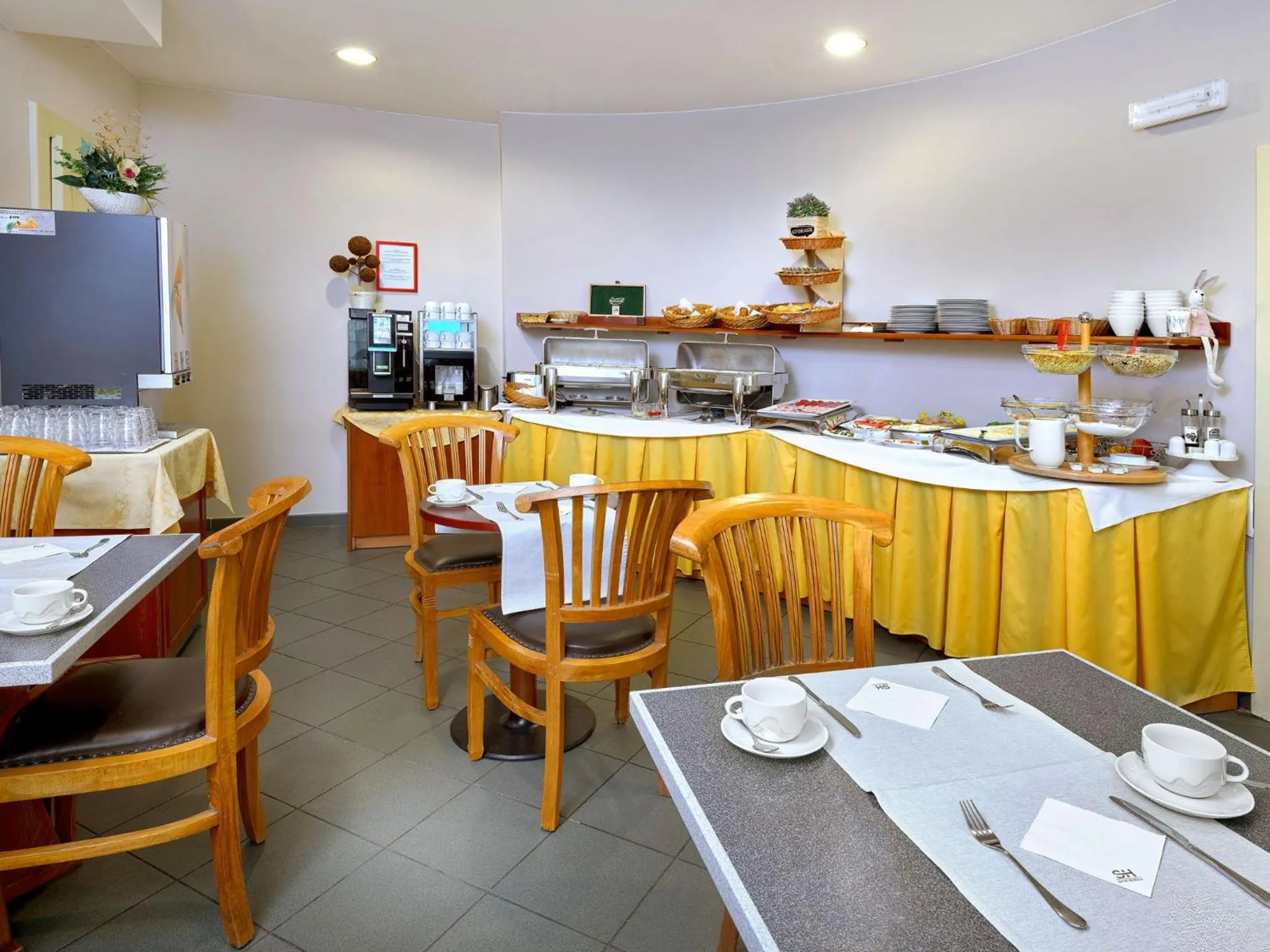 Breakfast in Hotel Melantrich Old Town