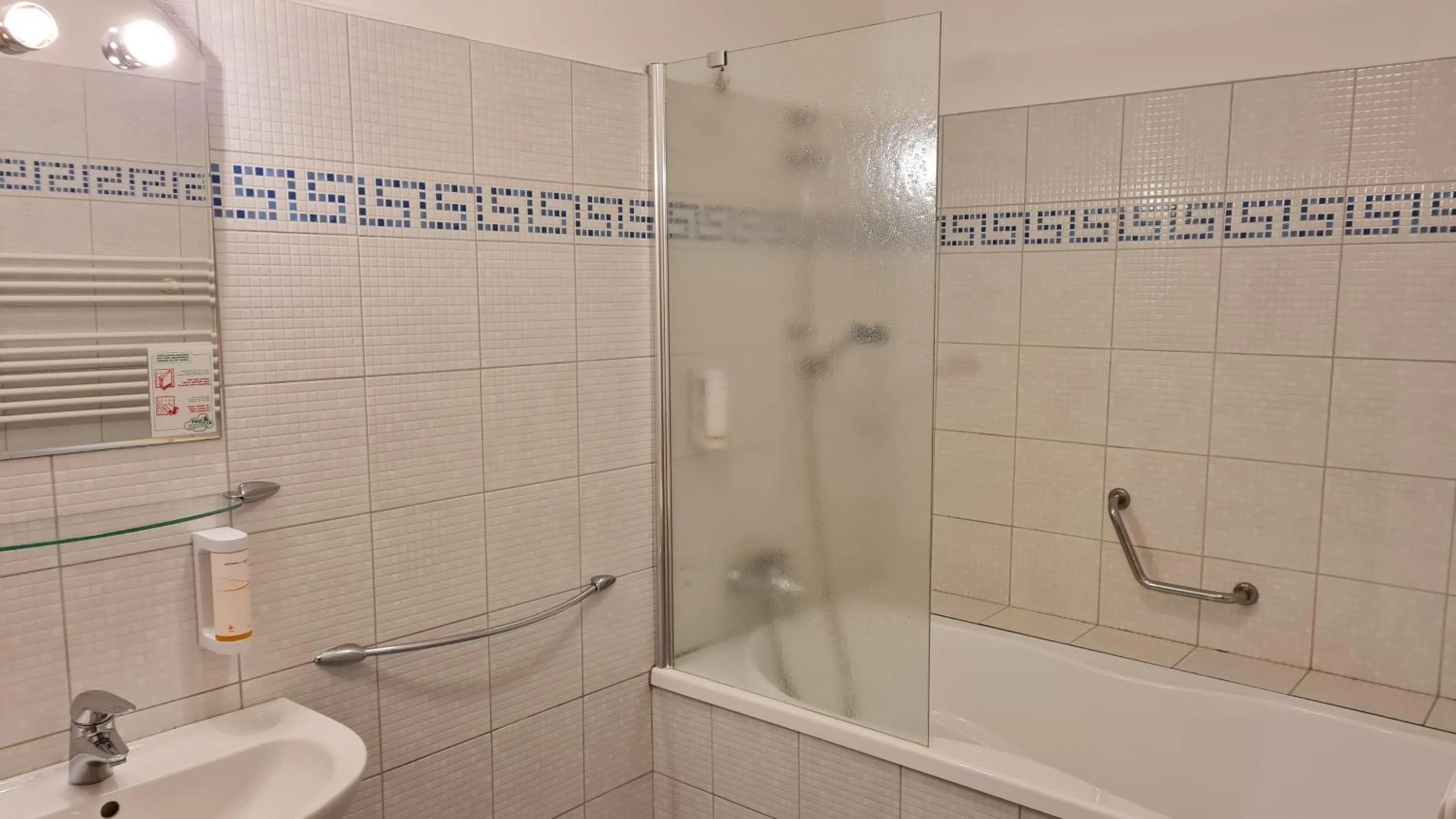 Bathroom in Hotel La Passionaria