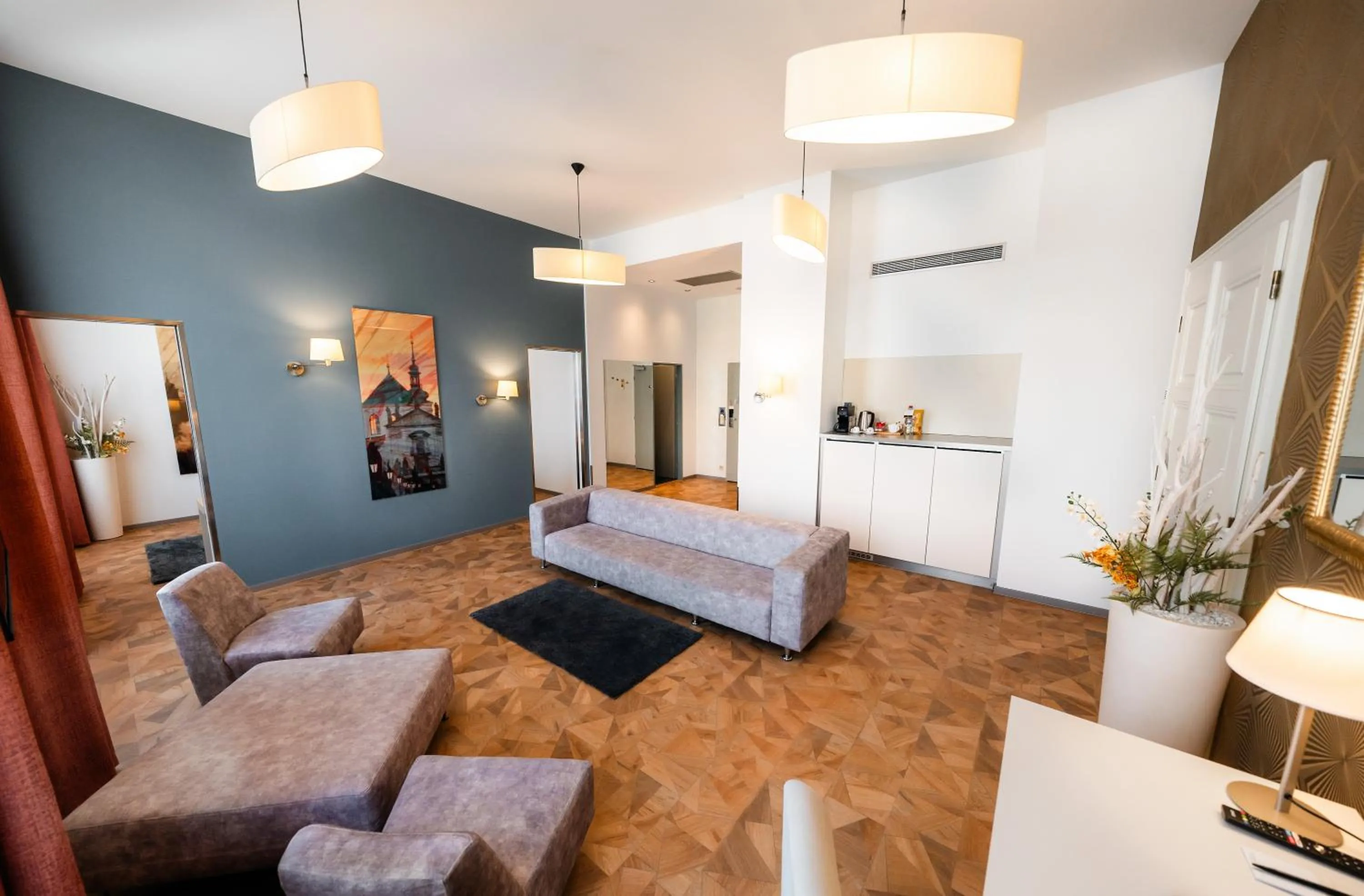 Living room, Bed in Grandium Hotel Prague