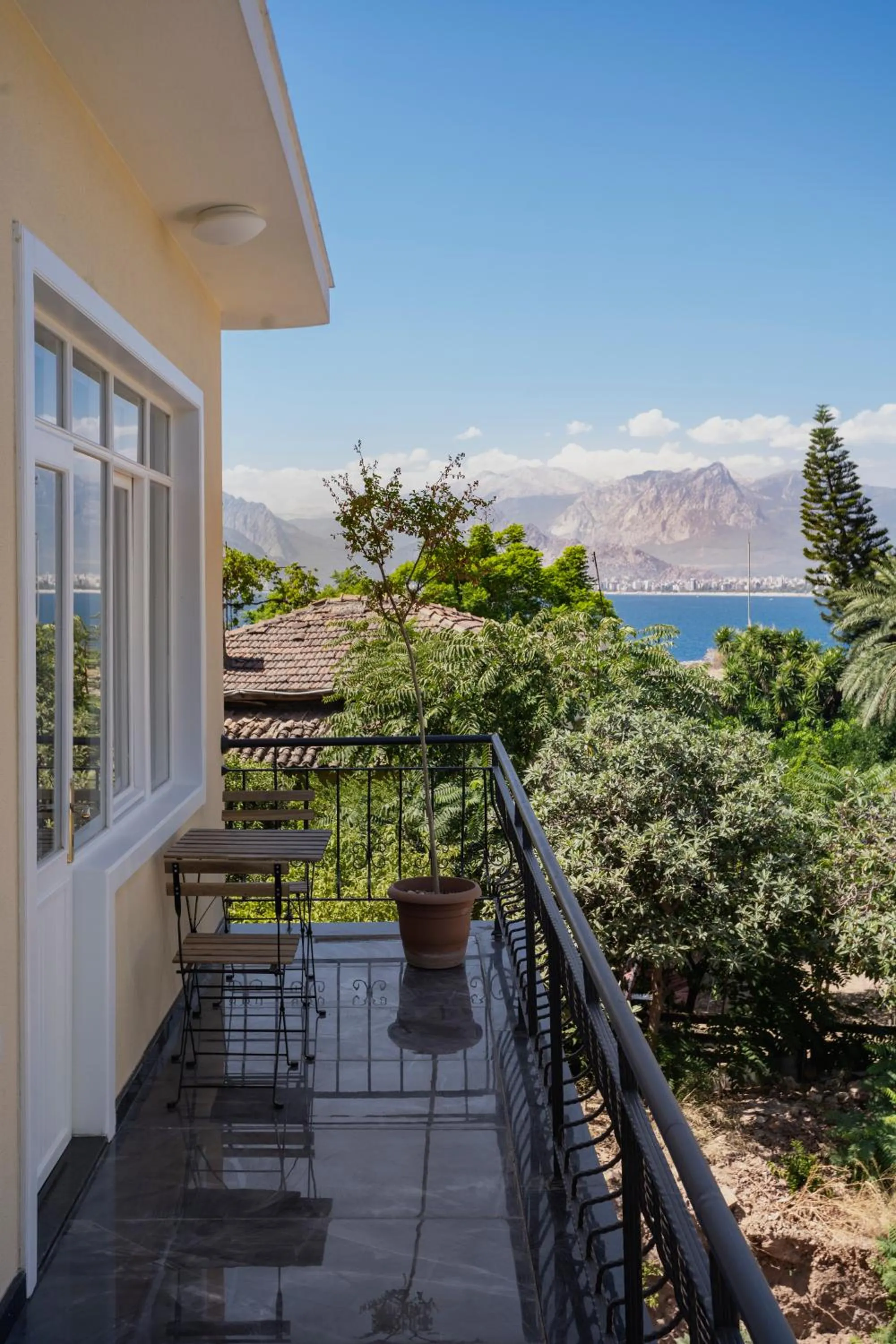Balcony/Terrace in House of Good Things
