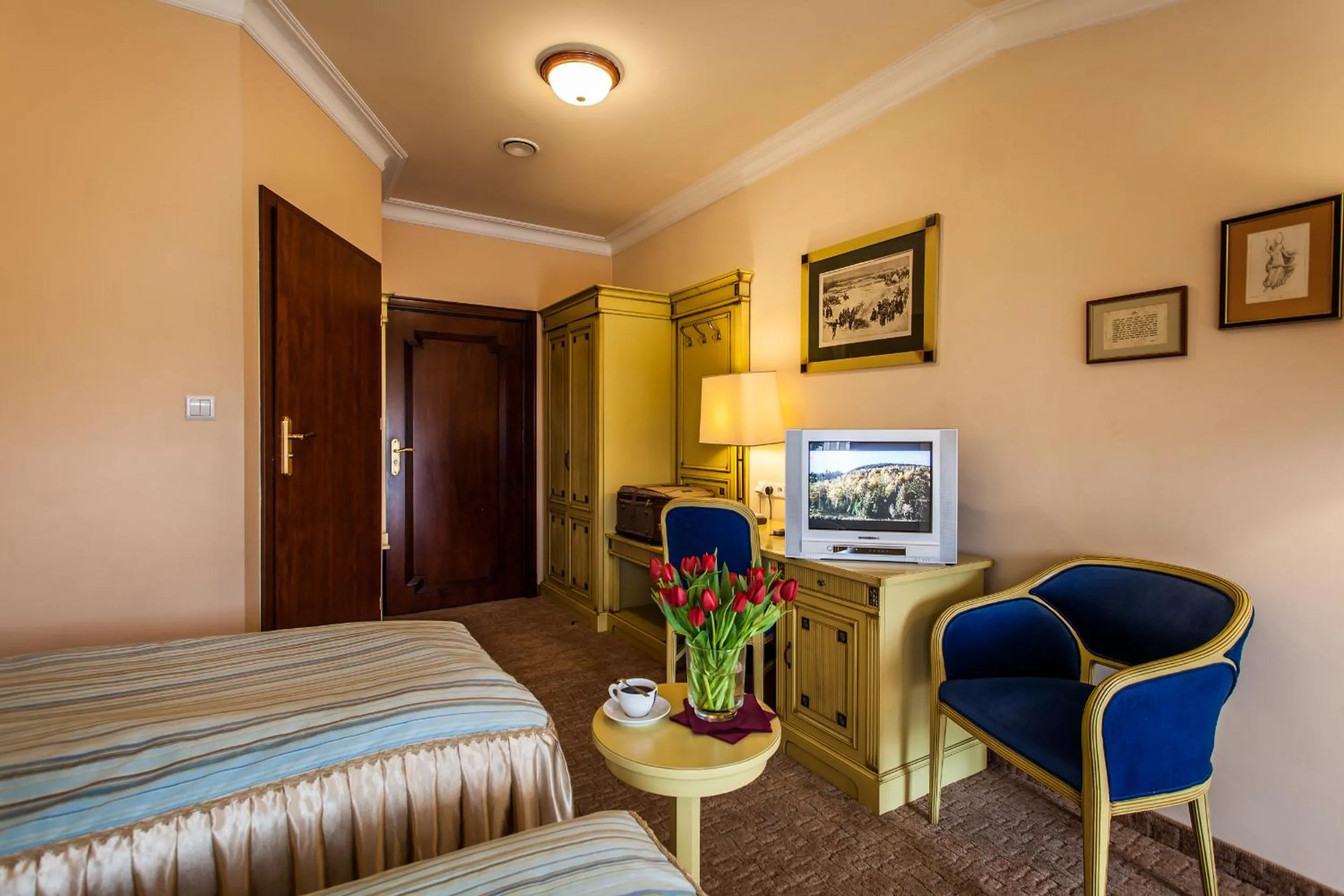 Photo of the whole room in Hotel na Podzamczu