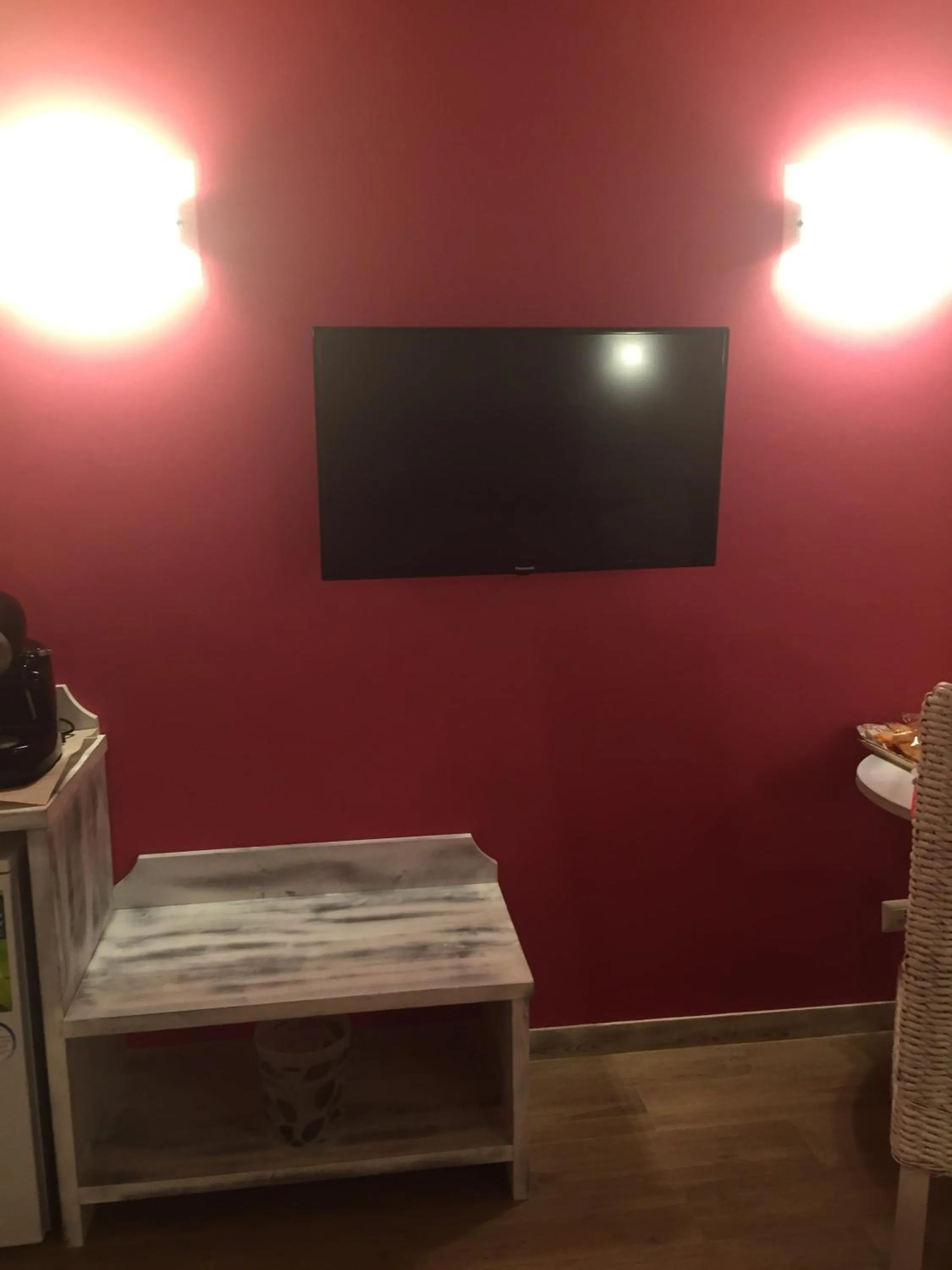 Photo of the whole room in Aquila Di Mare