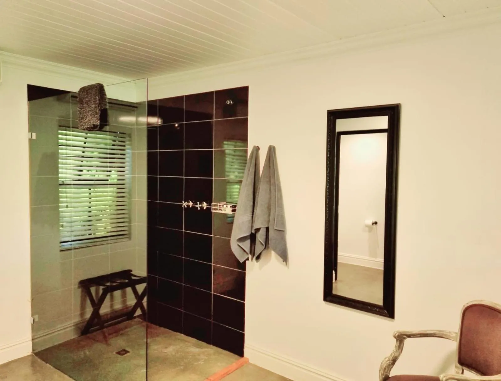 Shower in Brenaissance Wine & Stud Estate