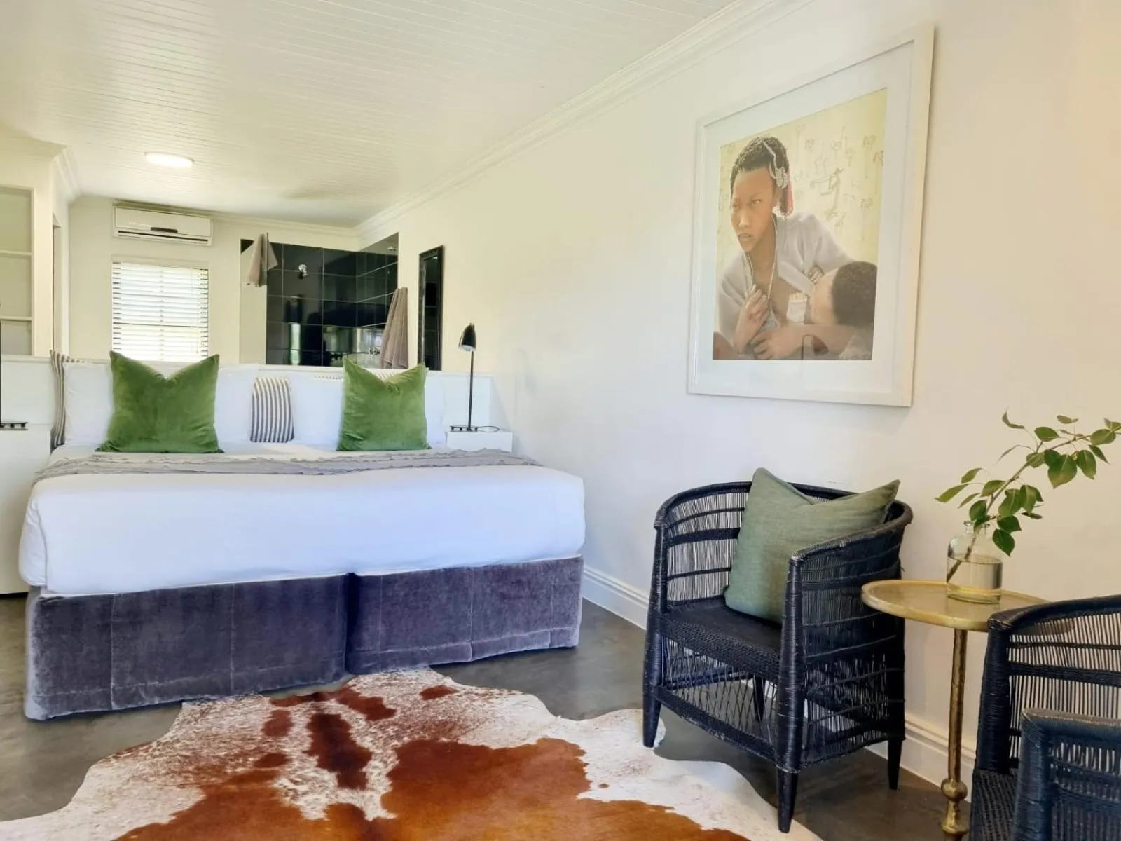 Photo of the whole room, Bed in Brenaissance Wine & Stud Estate