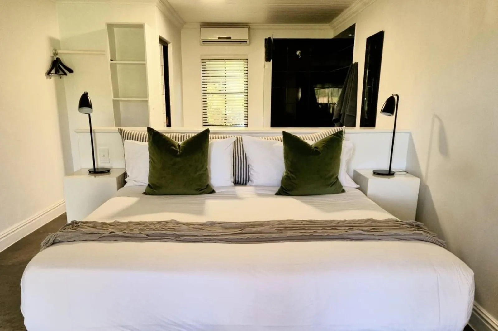 Bedroom, Bed in Brenaissance Wine & Stud Estate