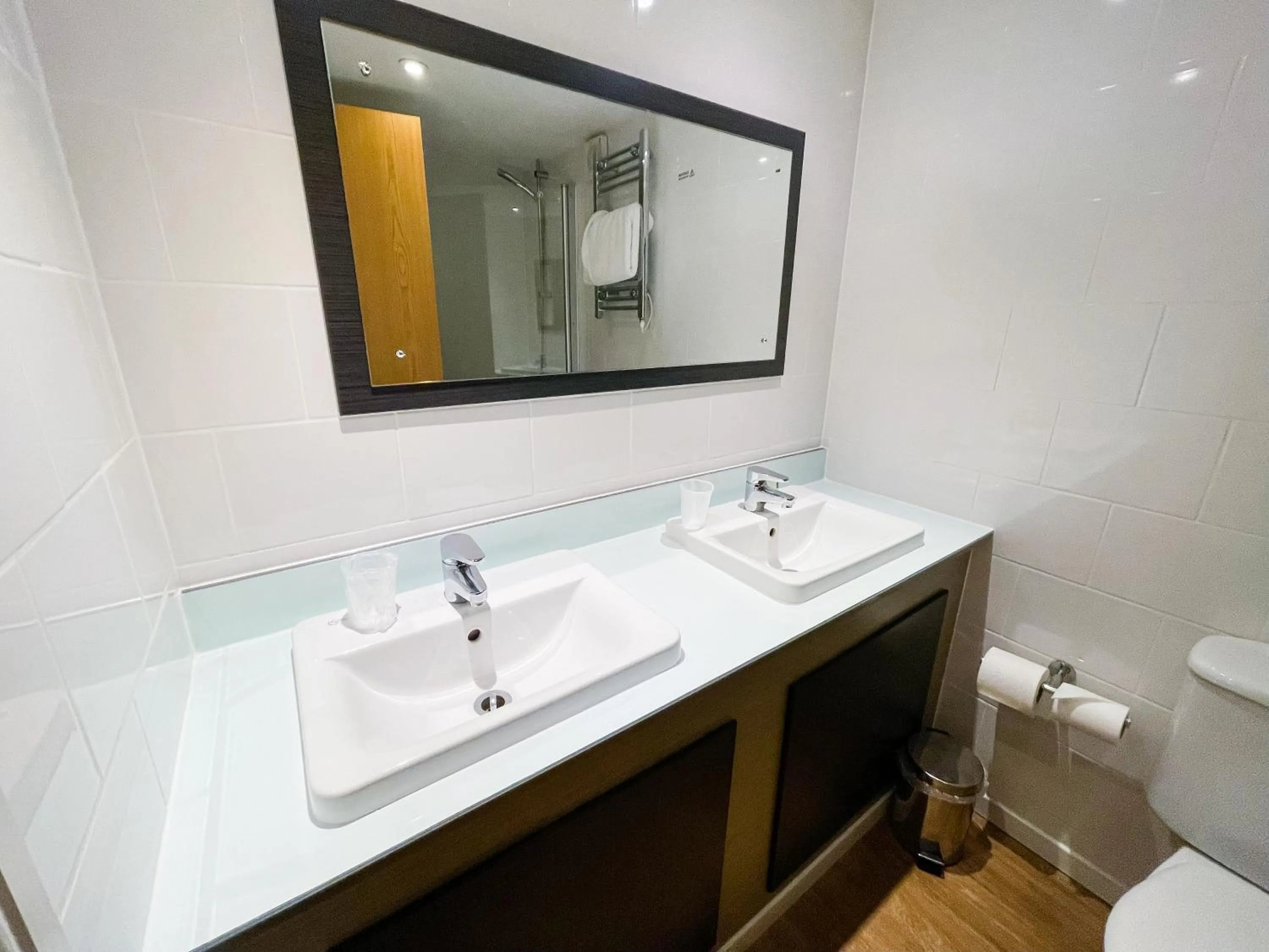 Bathroom in The Star and Garter Hotel