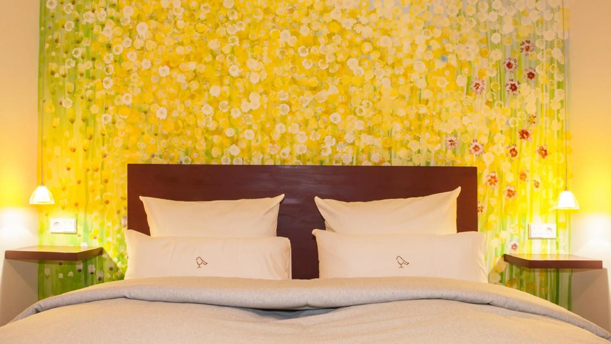 Photo of the whole room, Bed in Romantik Hotel Meisenheimer Hof