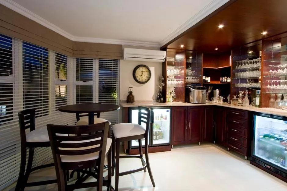 Restaurant/places to eat in Forest Manor Boutique Guesthouse