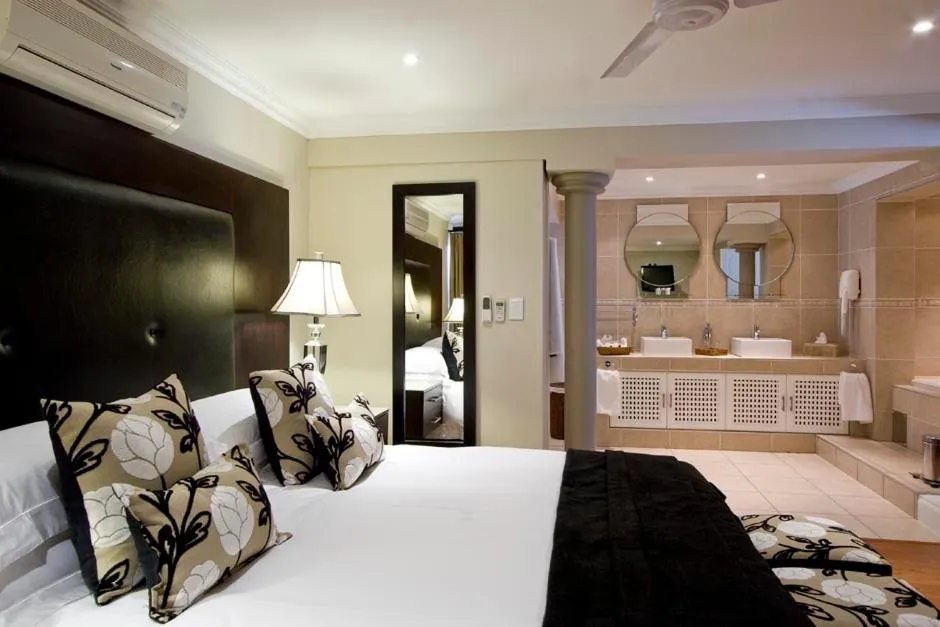 Bed in Forest Manor Boutique Guesthouse