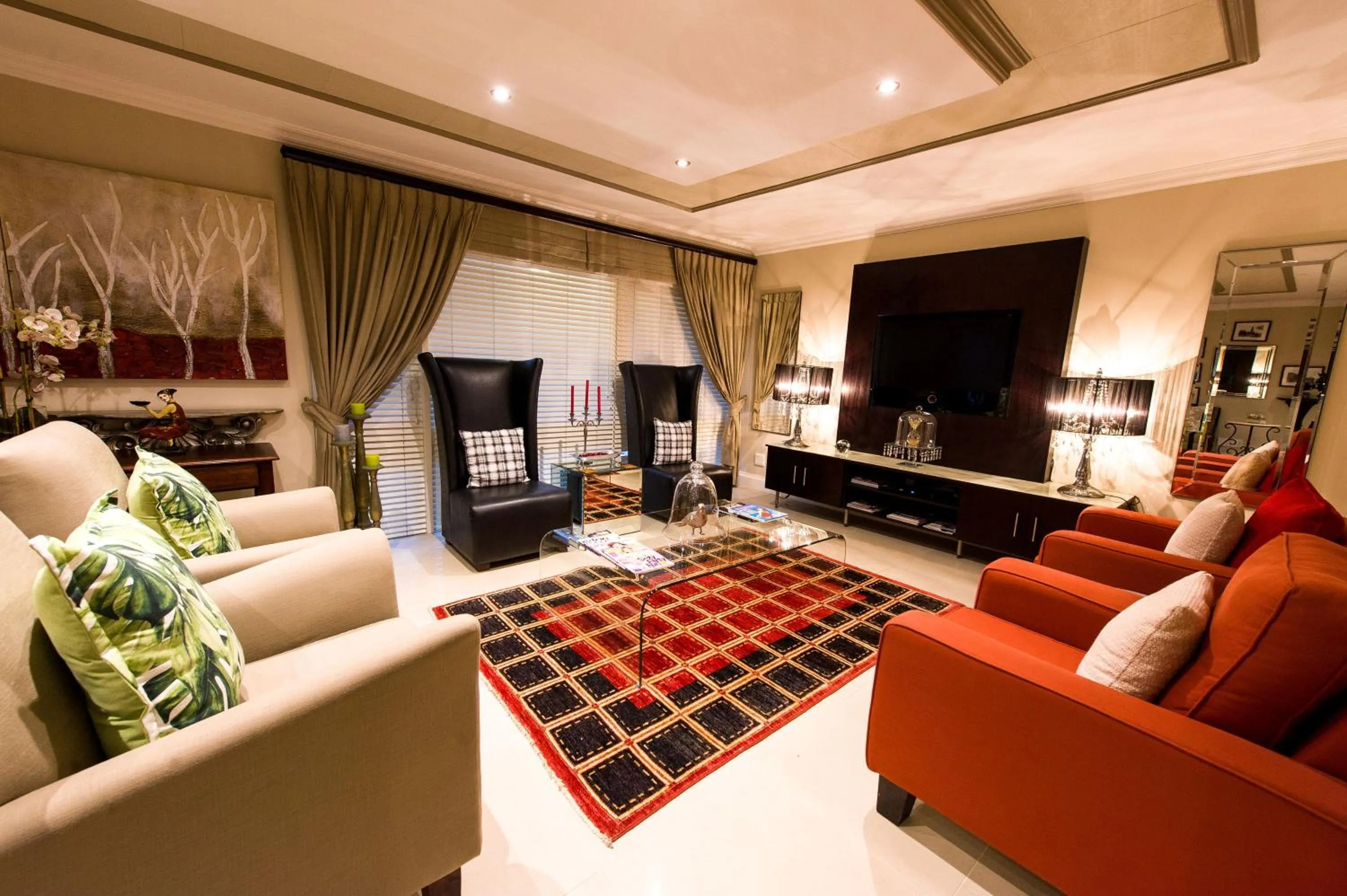 TV and multimedia in Forest Manor Boutique Guesthouse