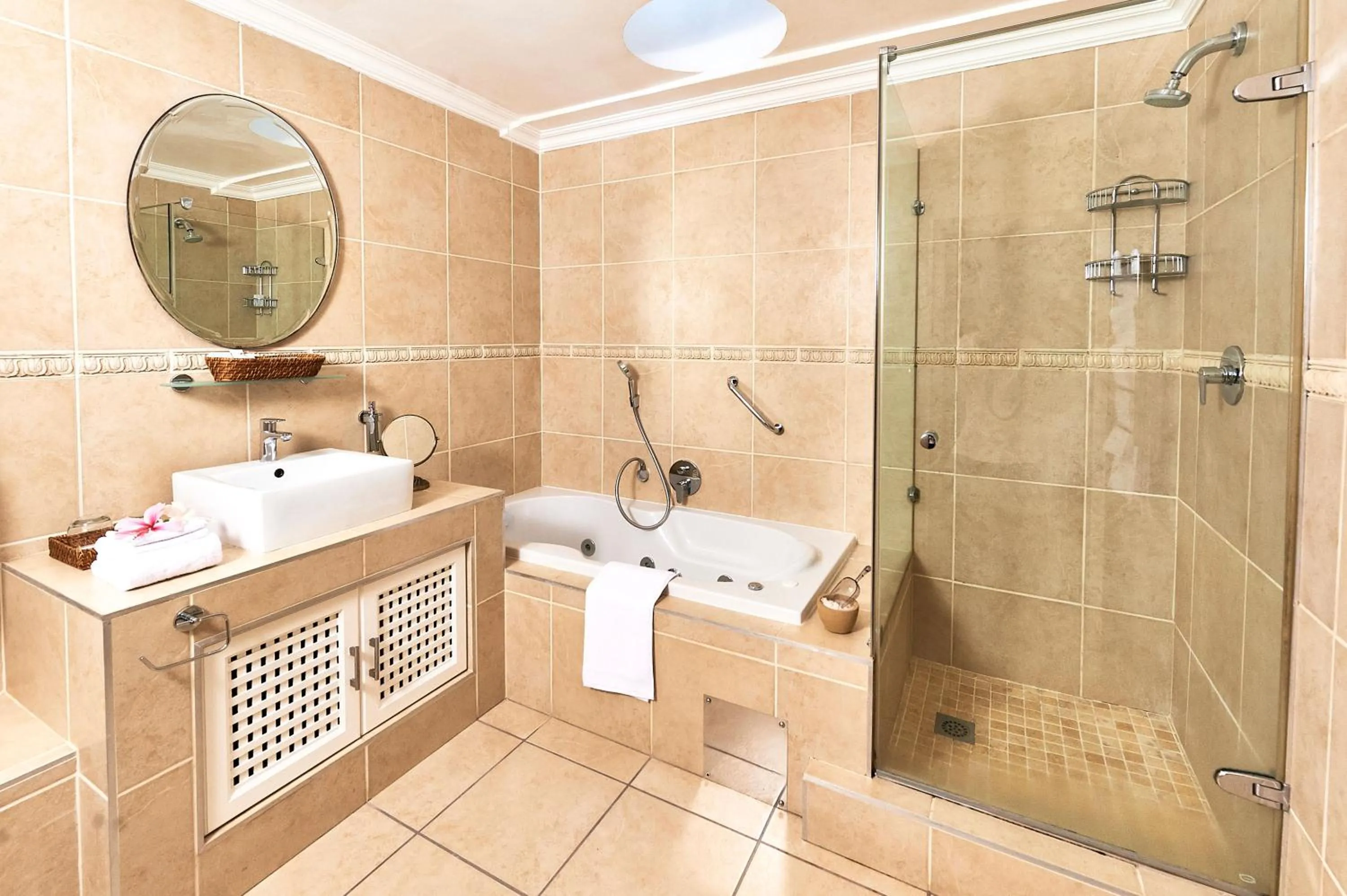 Shower in Forest Manor Boutique Guesthouse