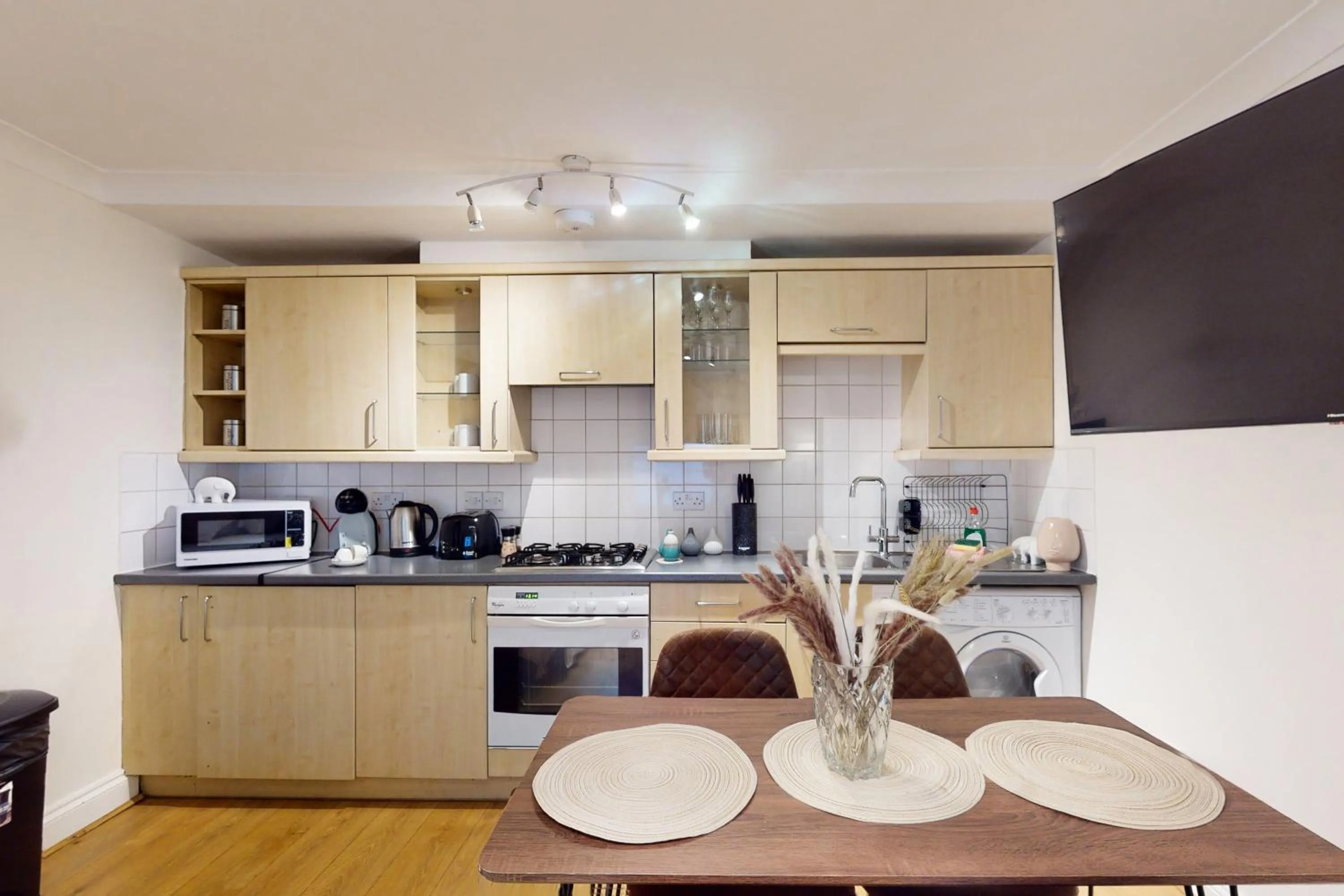 kitchen in Park Lane Apartments Baker Street