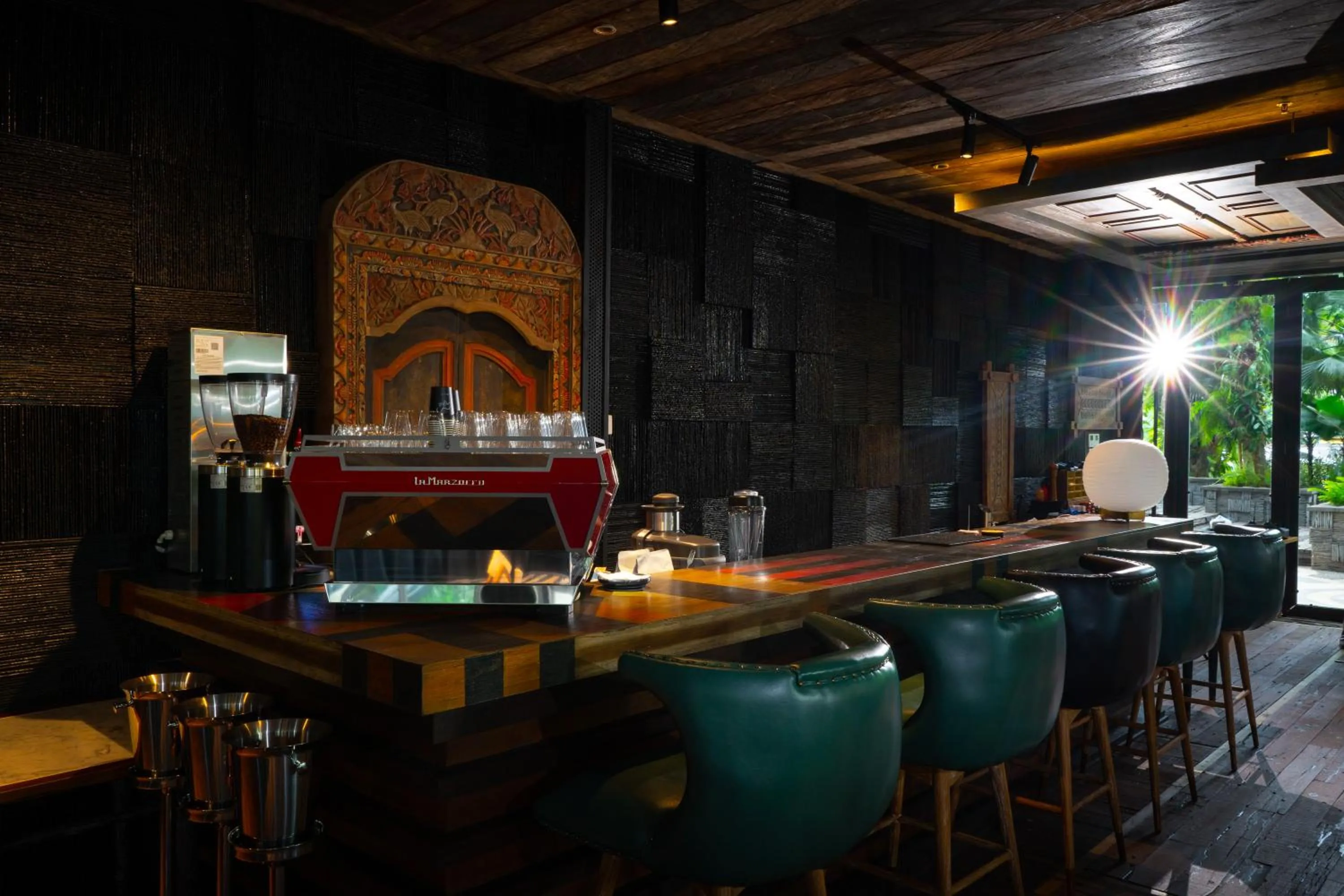 Restaurant/places to eat in The Orient Jakarta, a Royal Hideaway Hotel