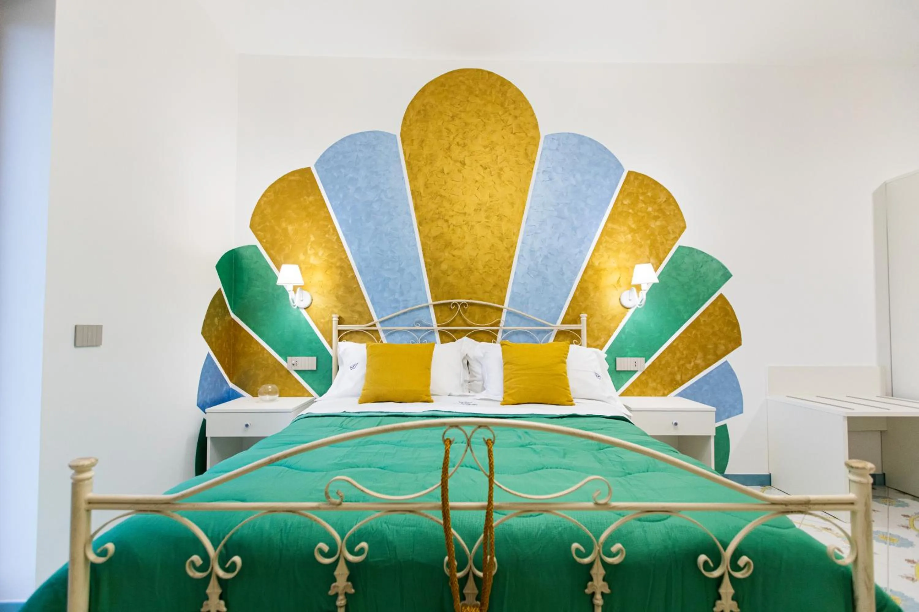 Bedroom, Bed in Panariello Palace