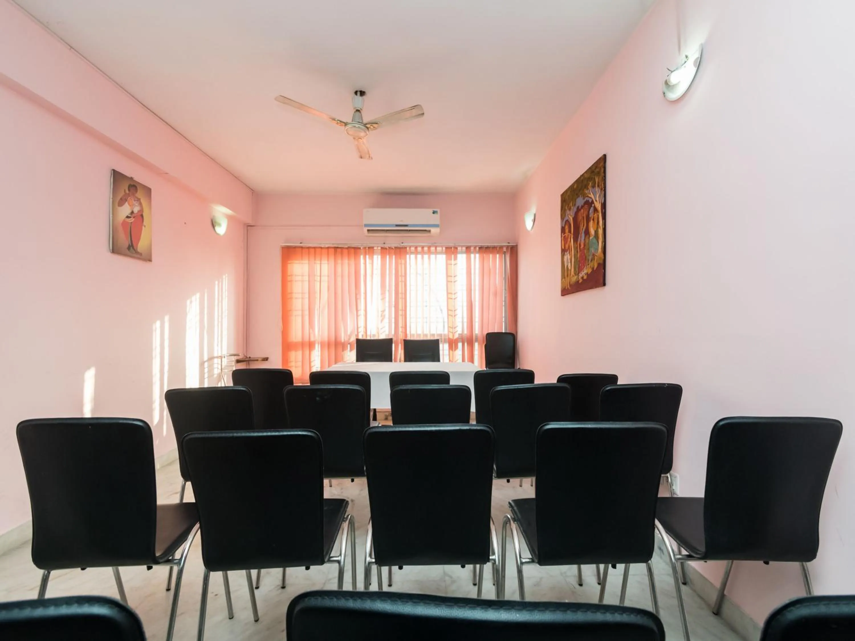 Meeting/conference room in Malik Guest House