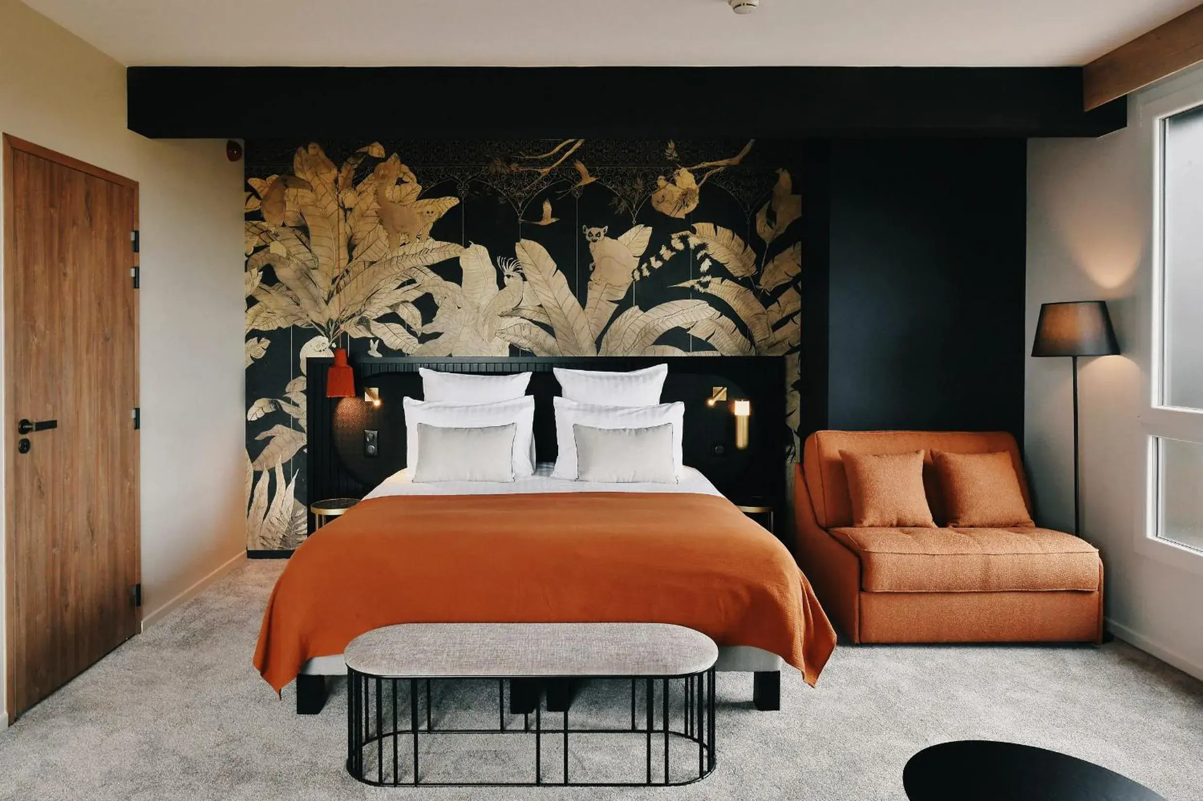 Deluxe Suite - 1 King Bed 2 Sofa Beds for 1 person in Golden Tulip Reims Bezannes Deluxe Suite - 1 King Bed 2 Sofa Beds for 1 person in Golden Tulip Reims Bezannes