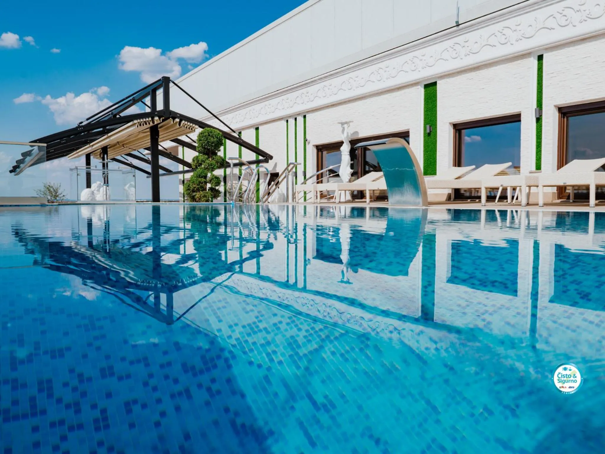 Property building in Prezident Palace Belgrade - Adults Only